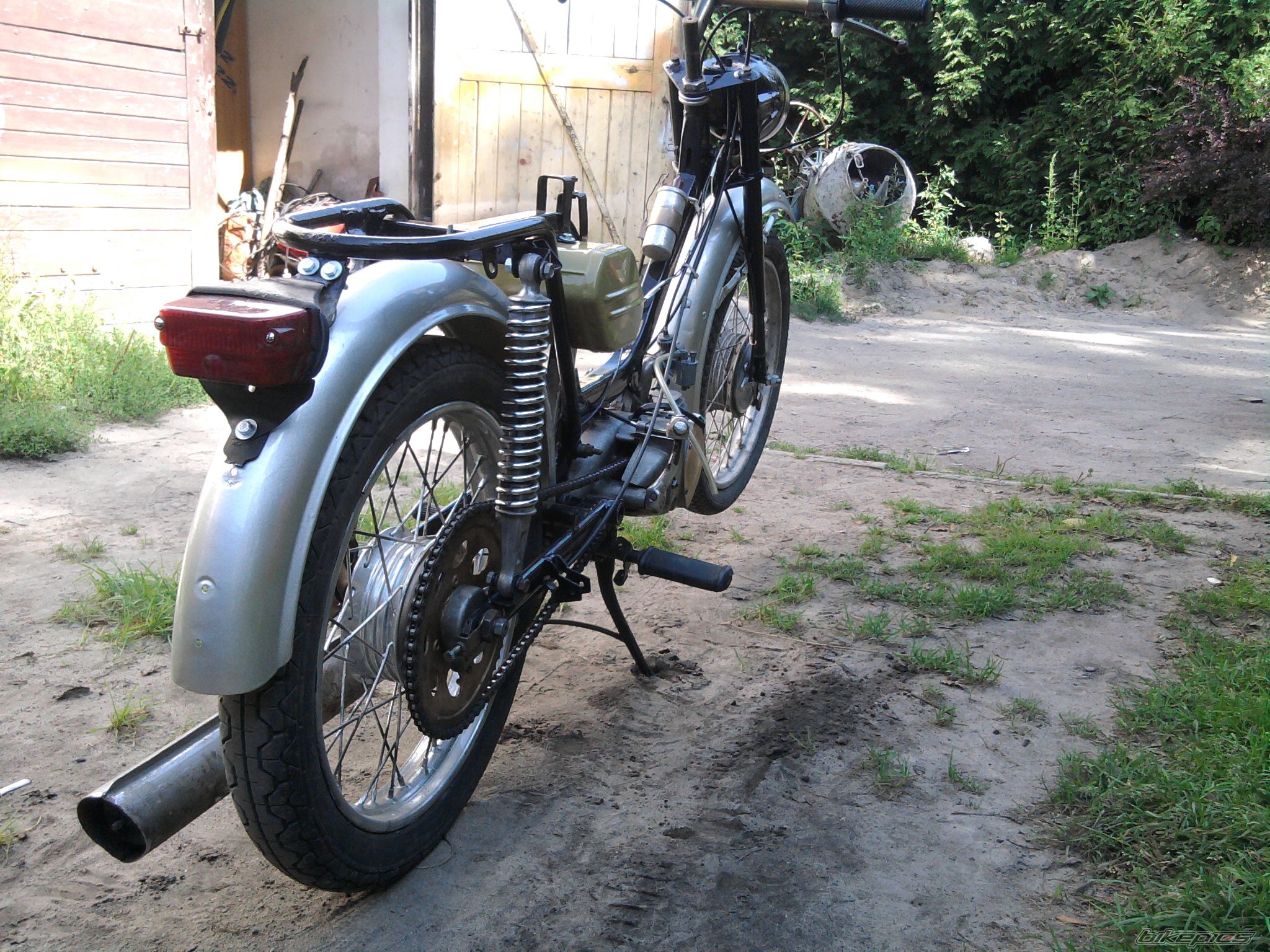 Photo 2456136