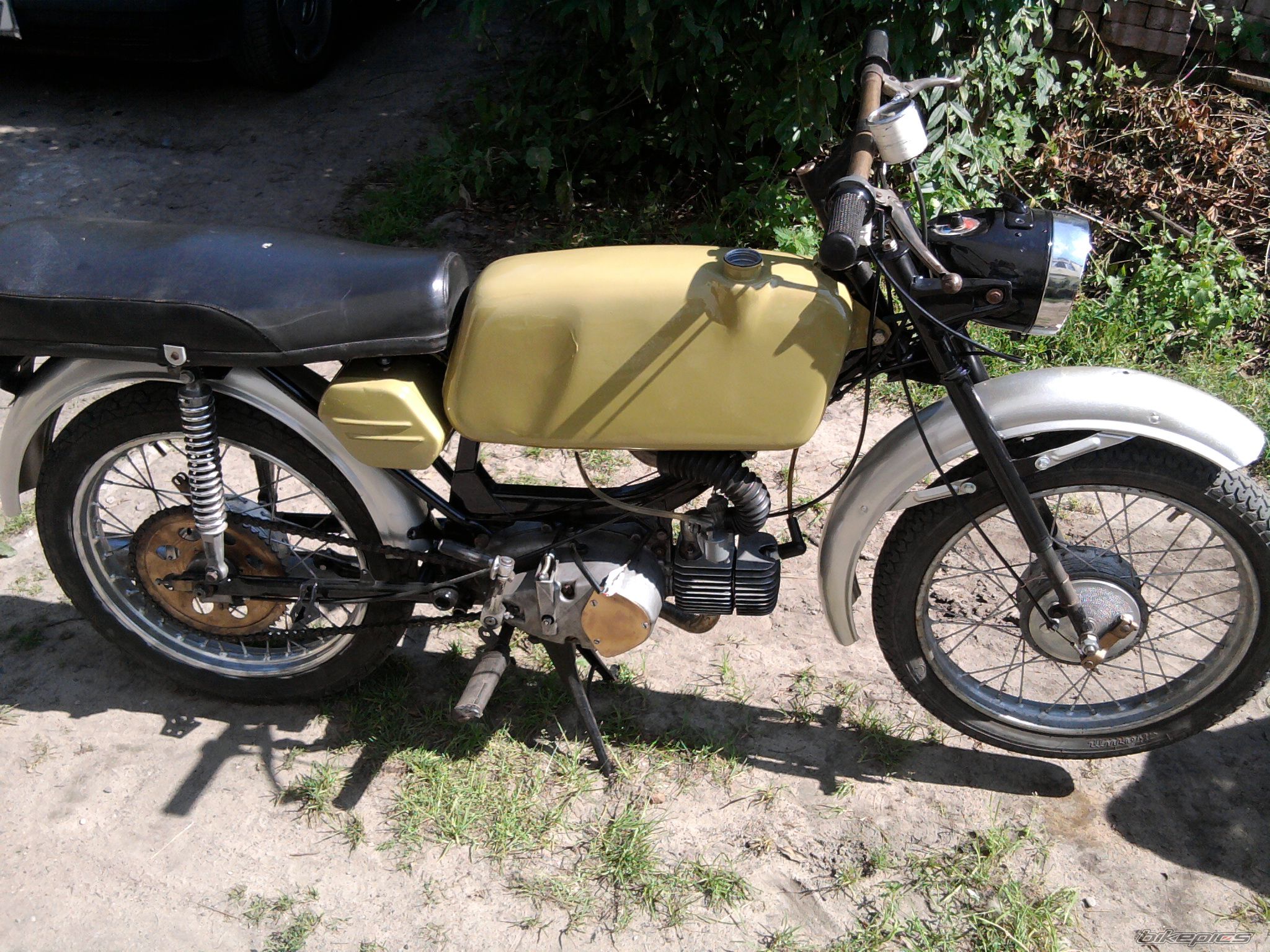 Photo 2456143