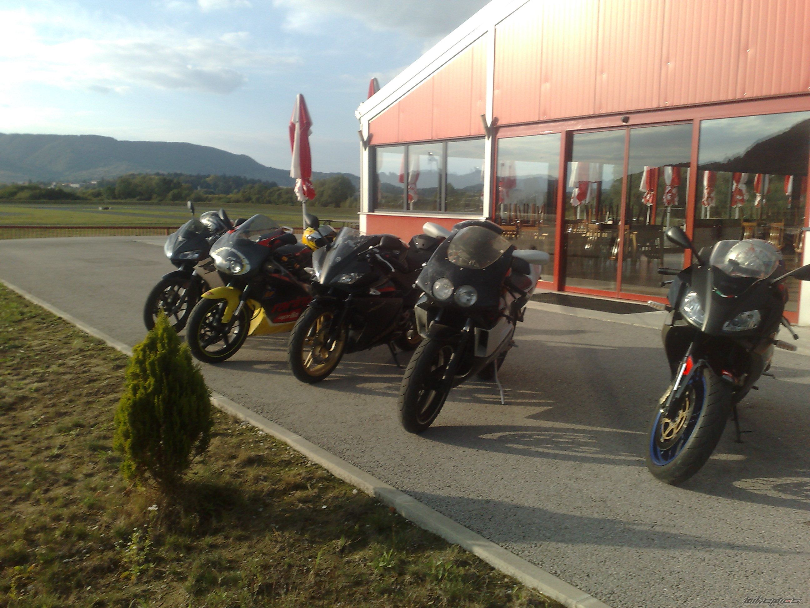 Photo 2456261