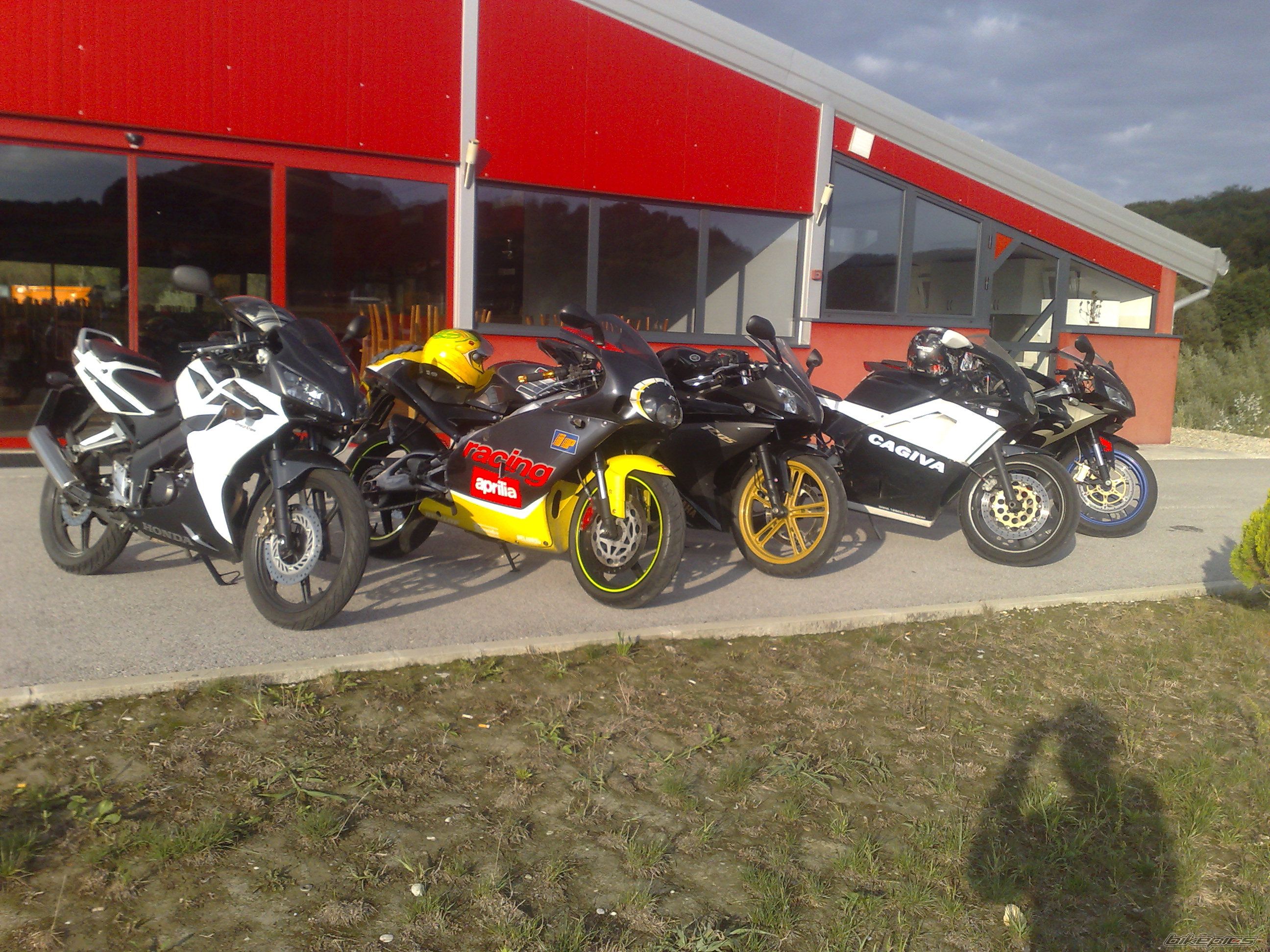Photo 2456262