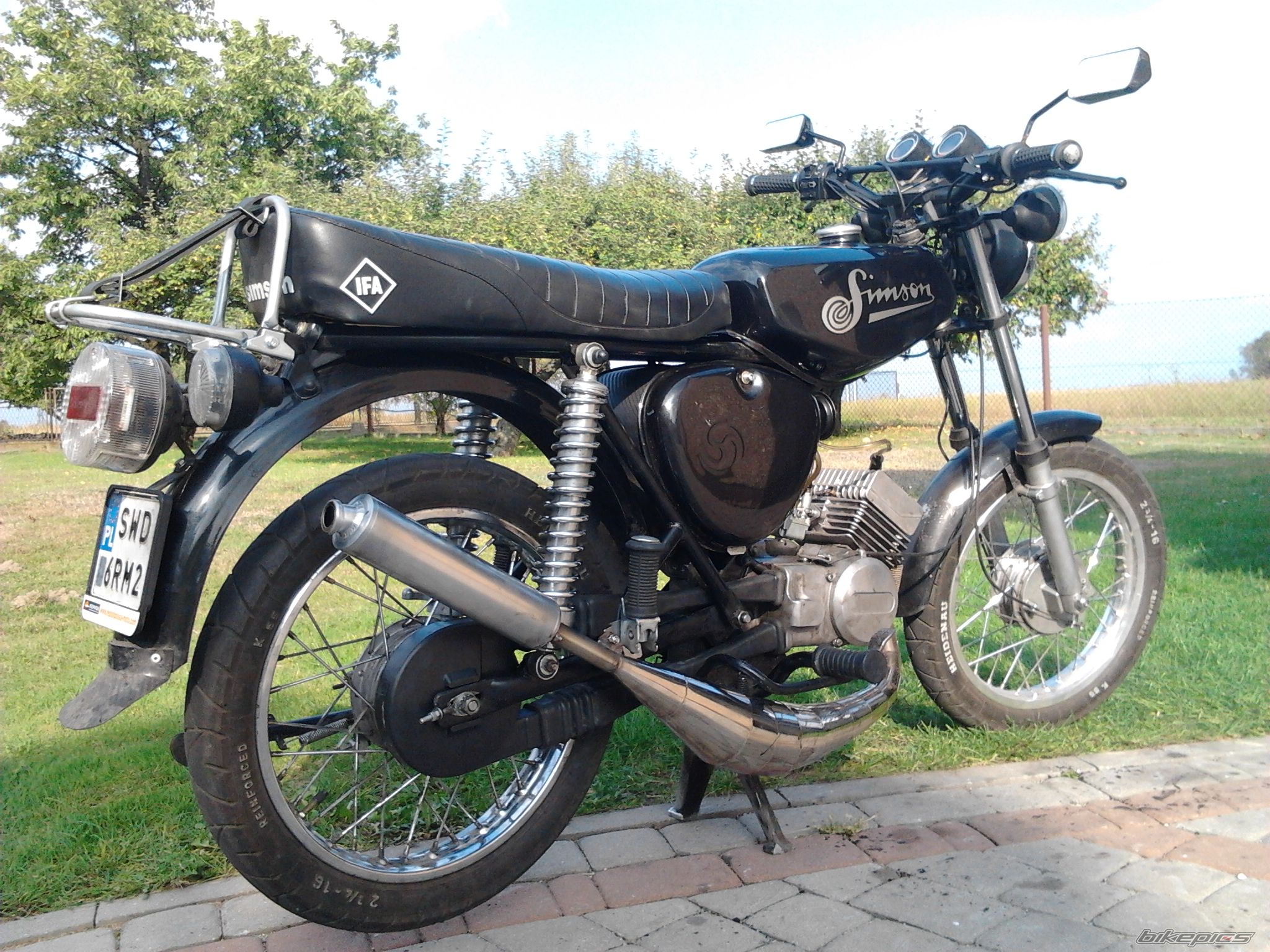 Photo 2456915