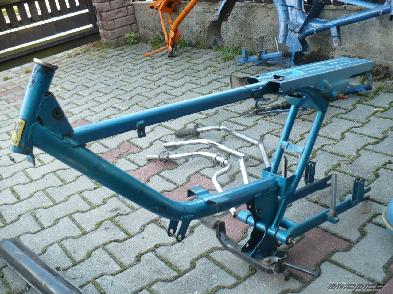 Photo 2457919