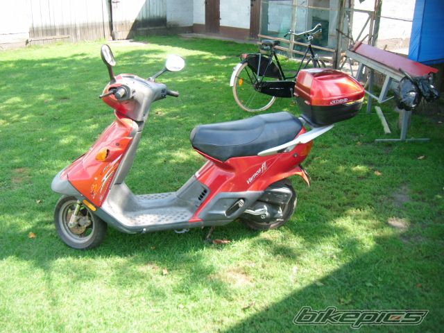 Photo 2458679
