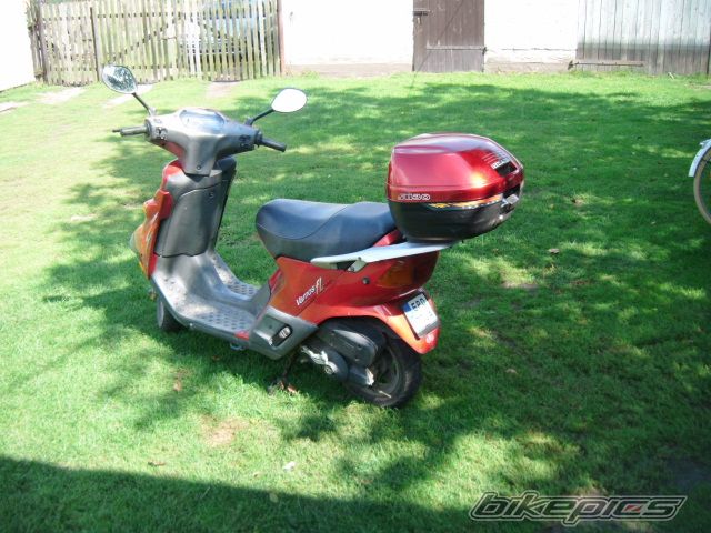 Photo 2458680