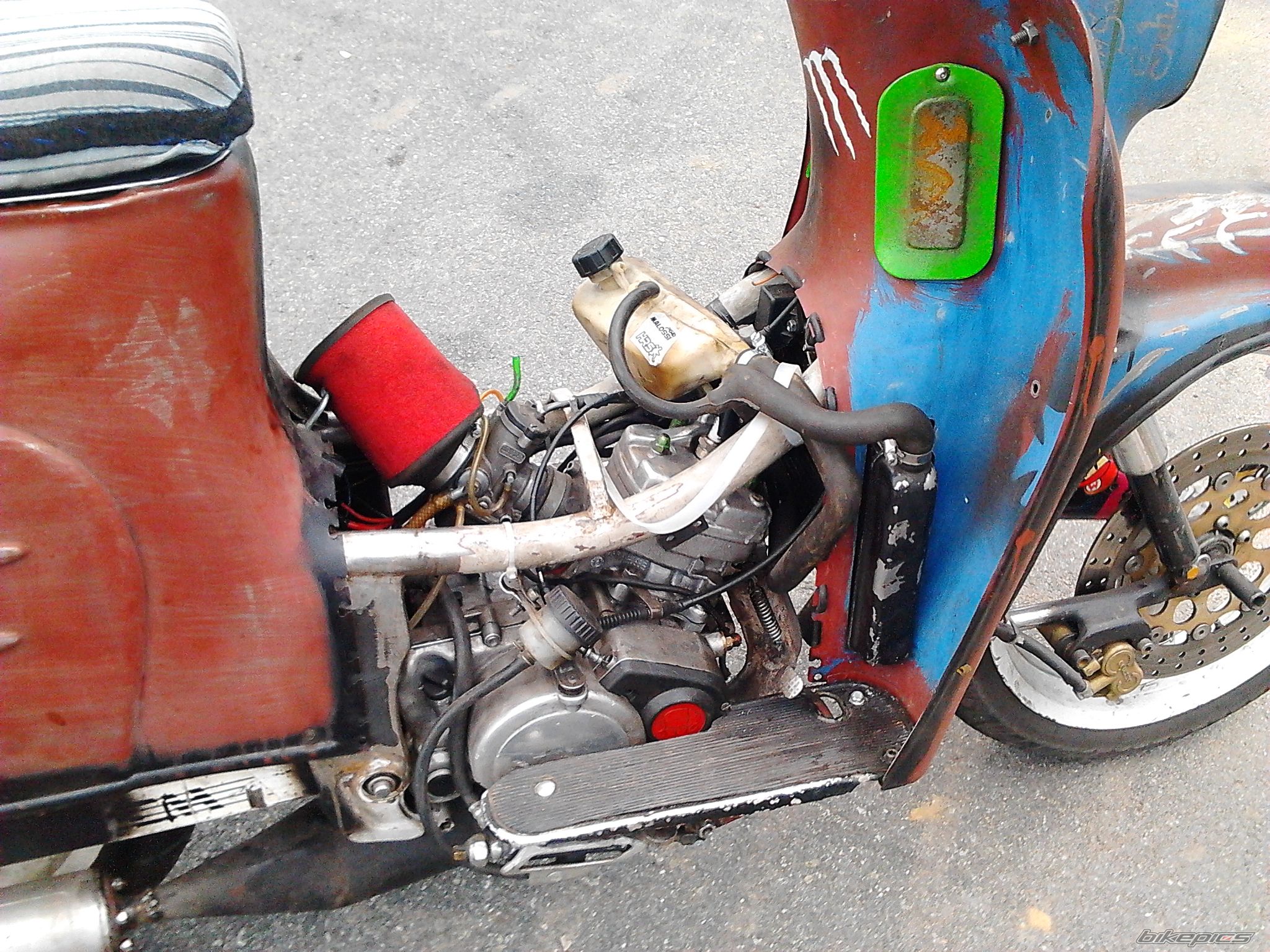 Photo 2458886