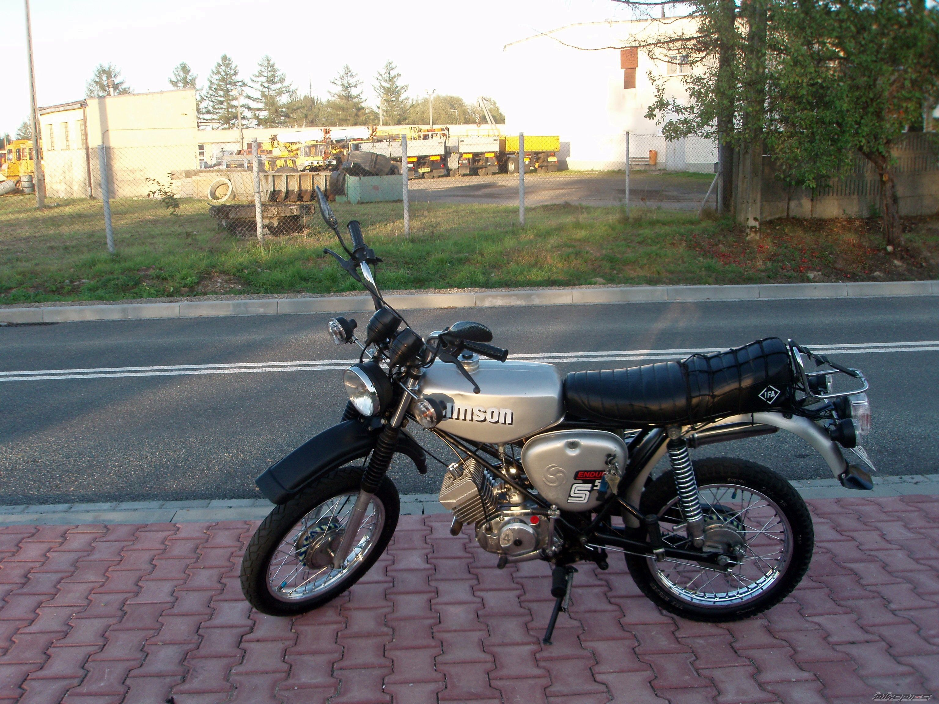Photo 2459180
