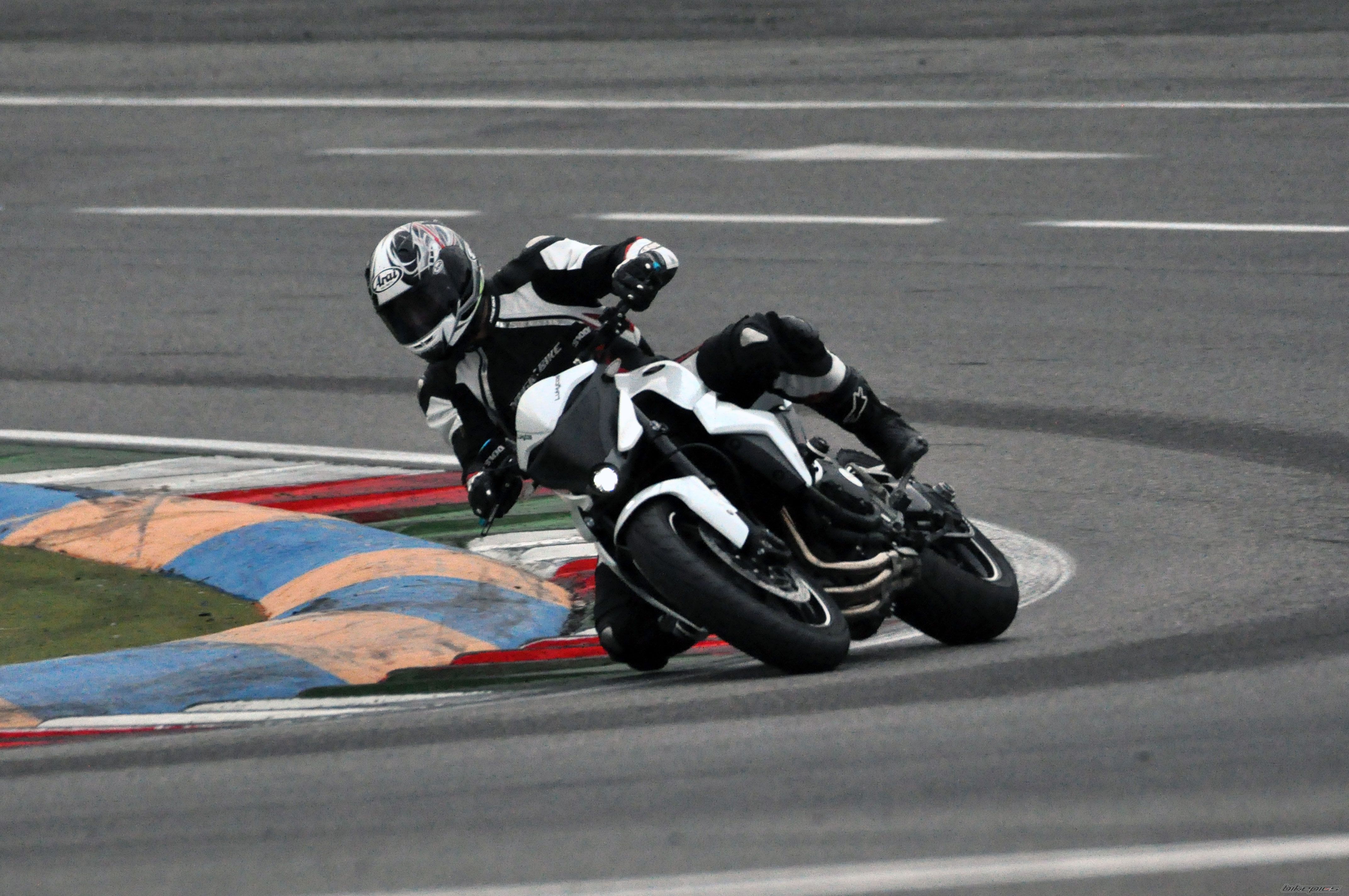 Photo 2459190