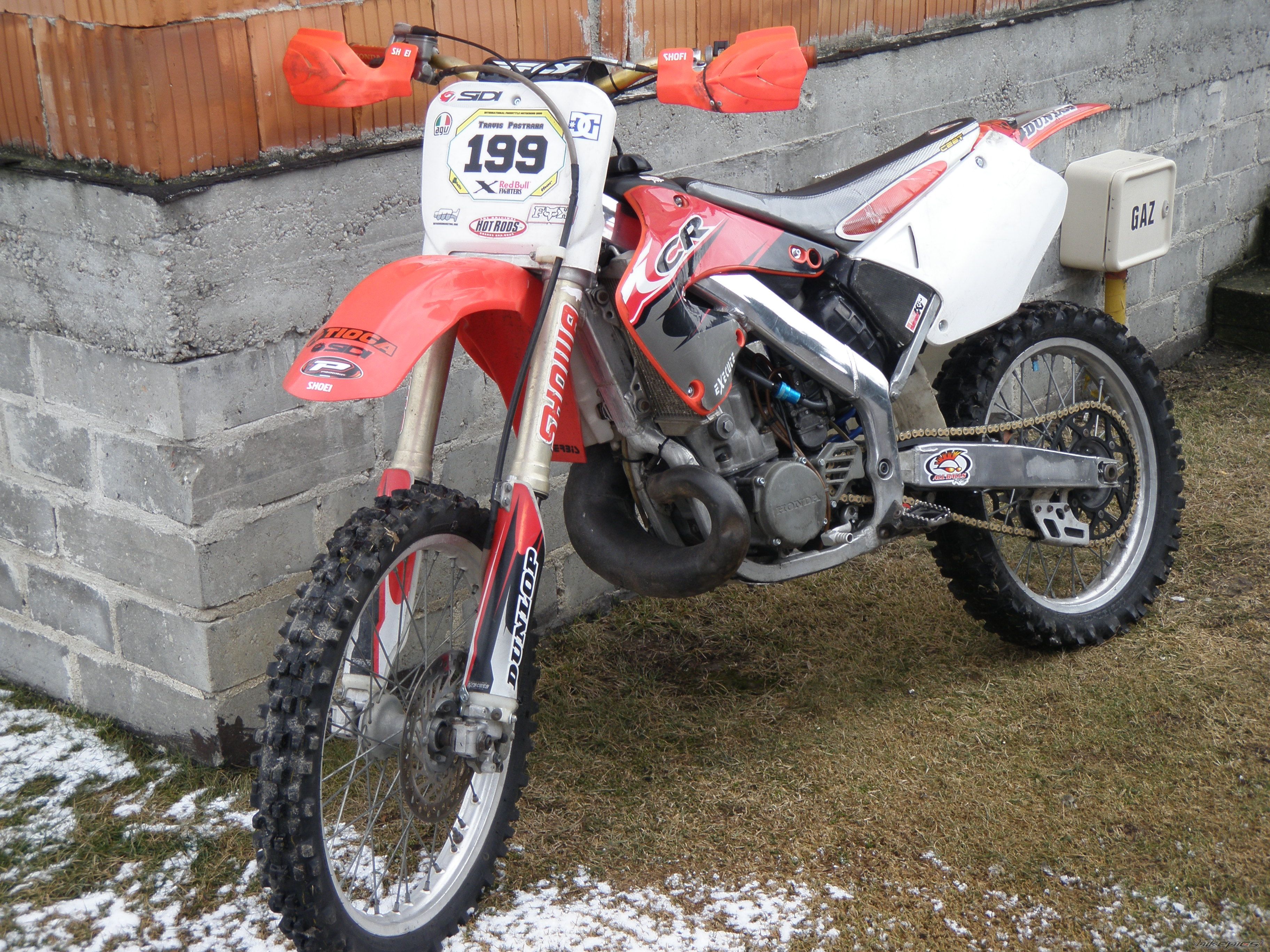 Photo 2459551