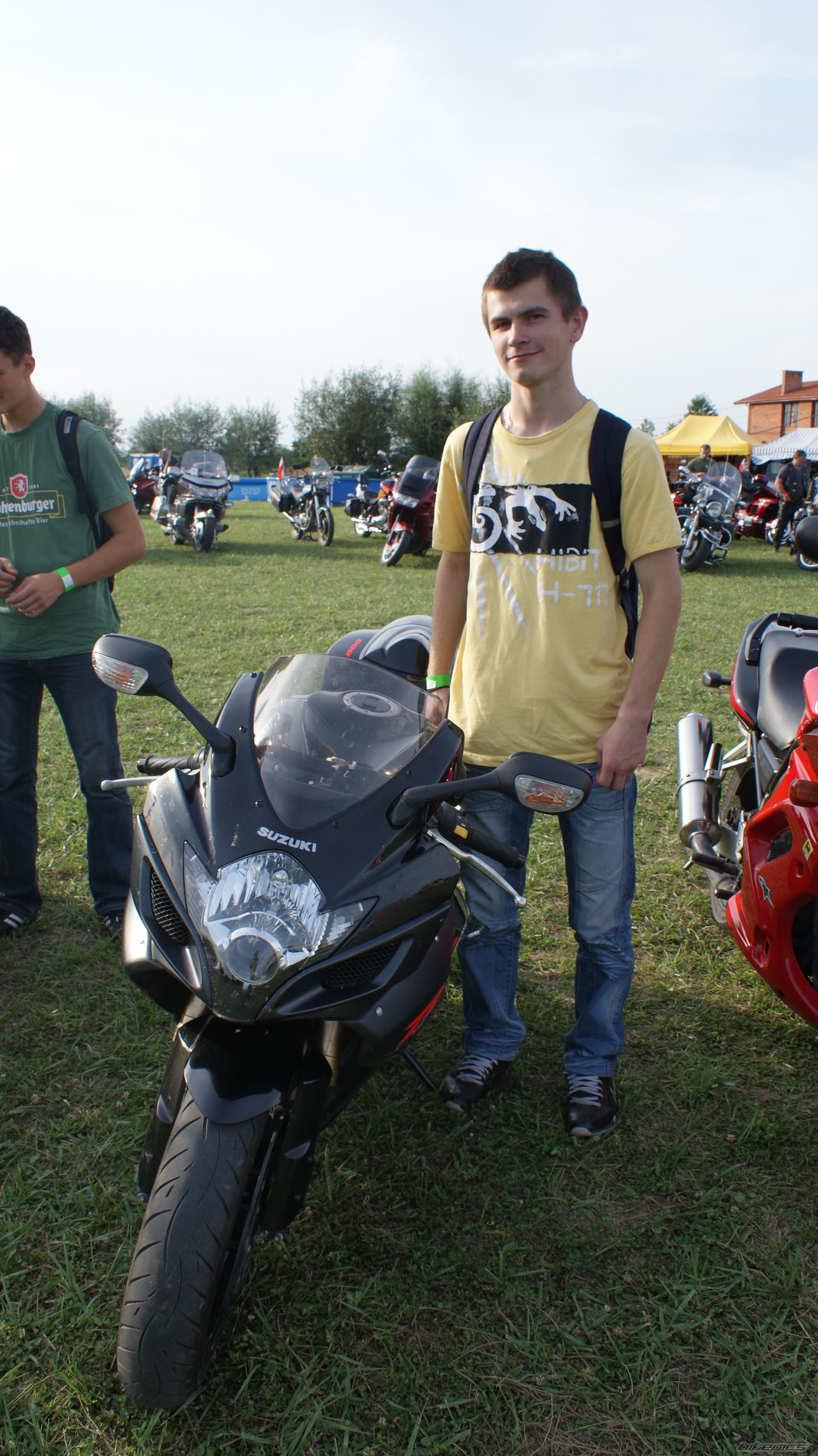 Photo 2459584