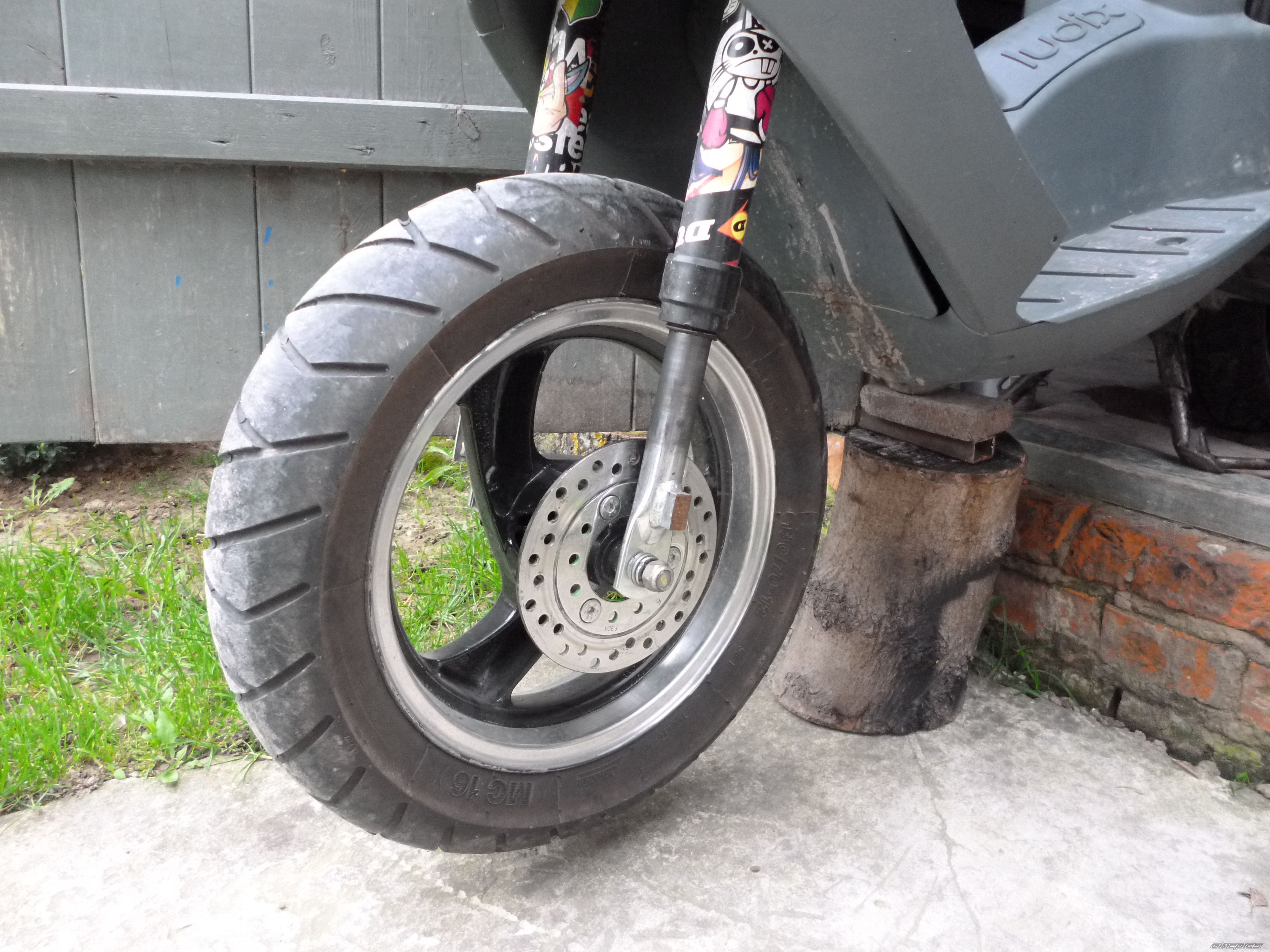 Photo 2459681