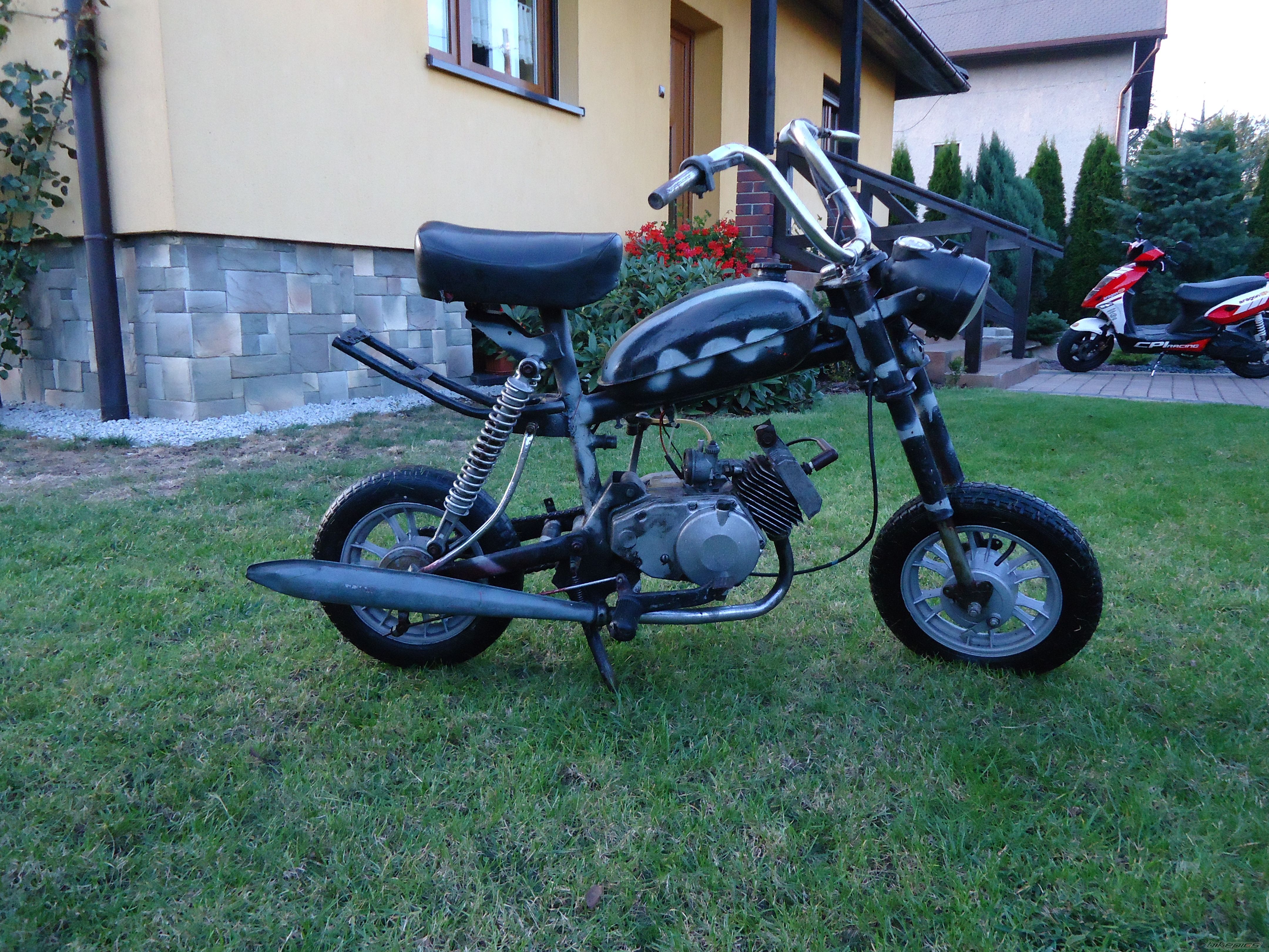 Photo 2459835