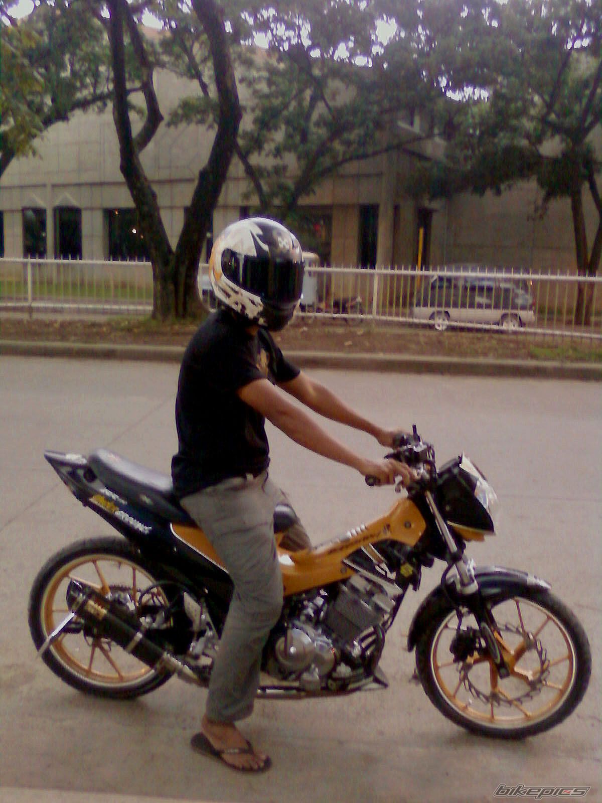 Photo 2459921