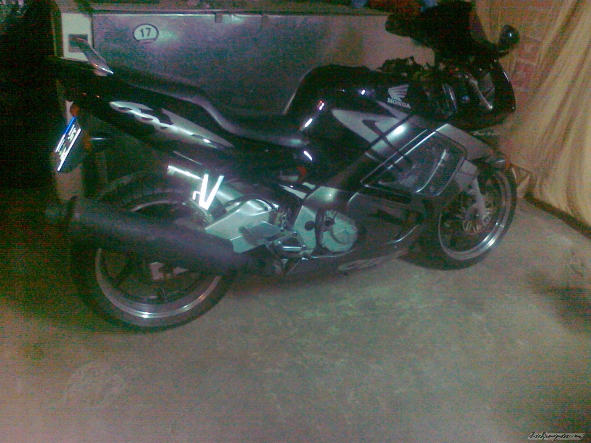 Photo 2460336