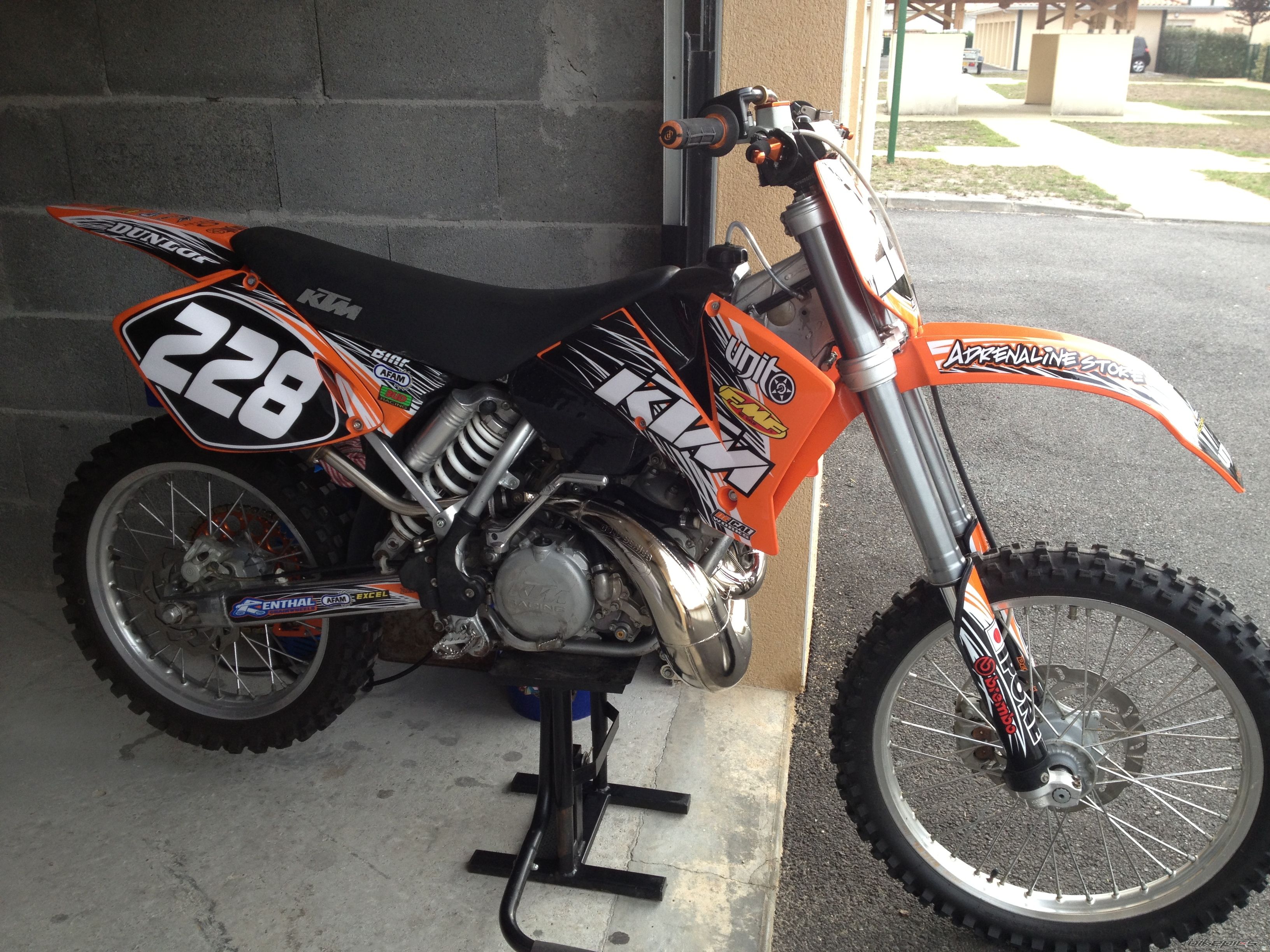 Photo 2460442