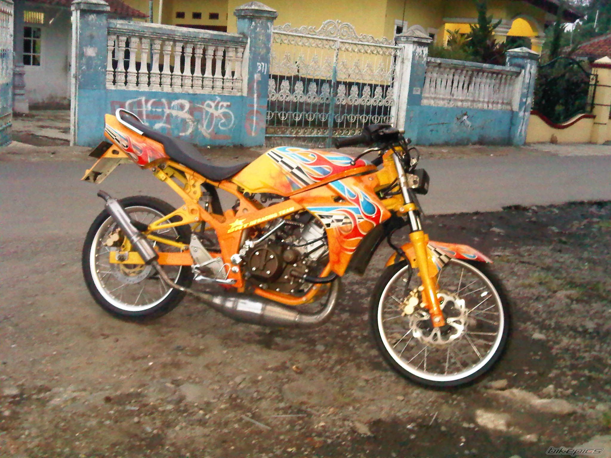 Photo 2460644