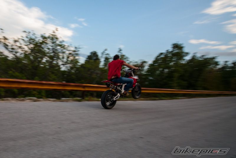 Photo 2460721