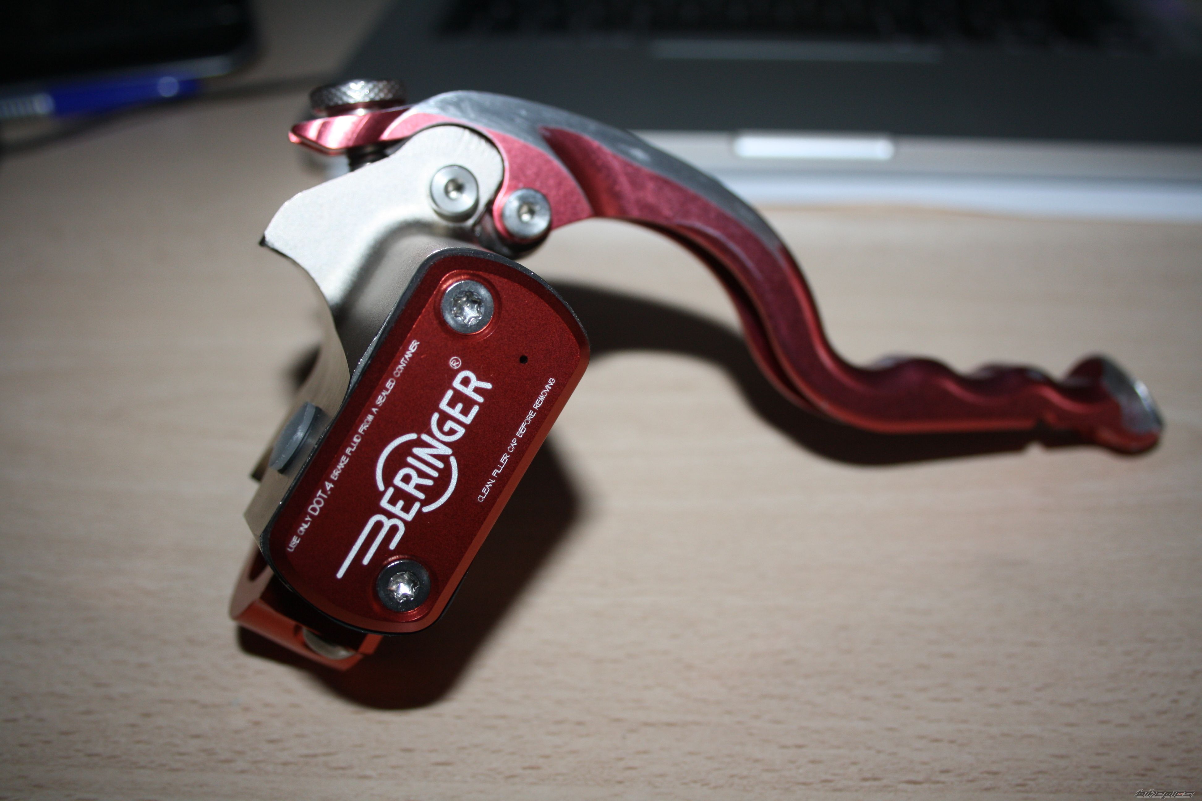 Photo 2462439