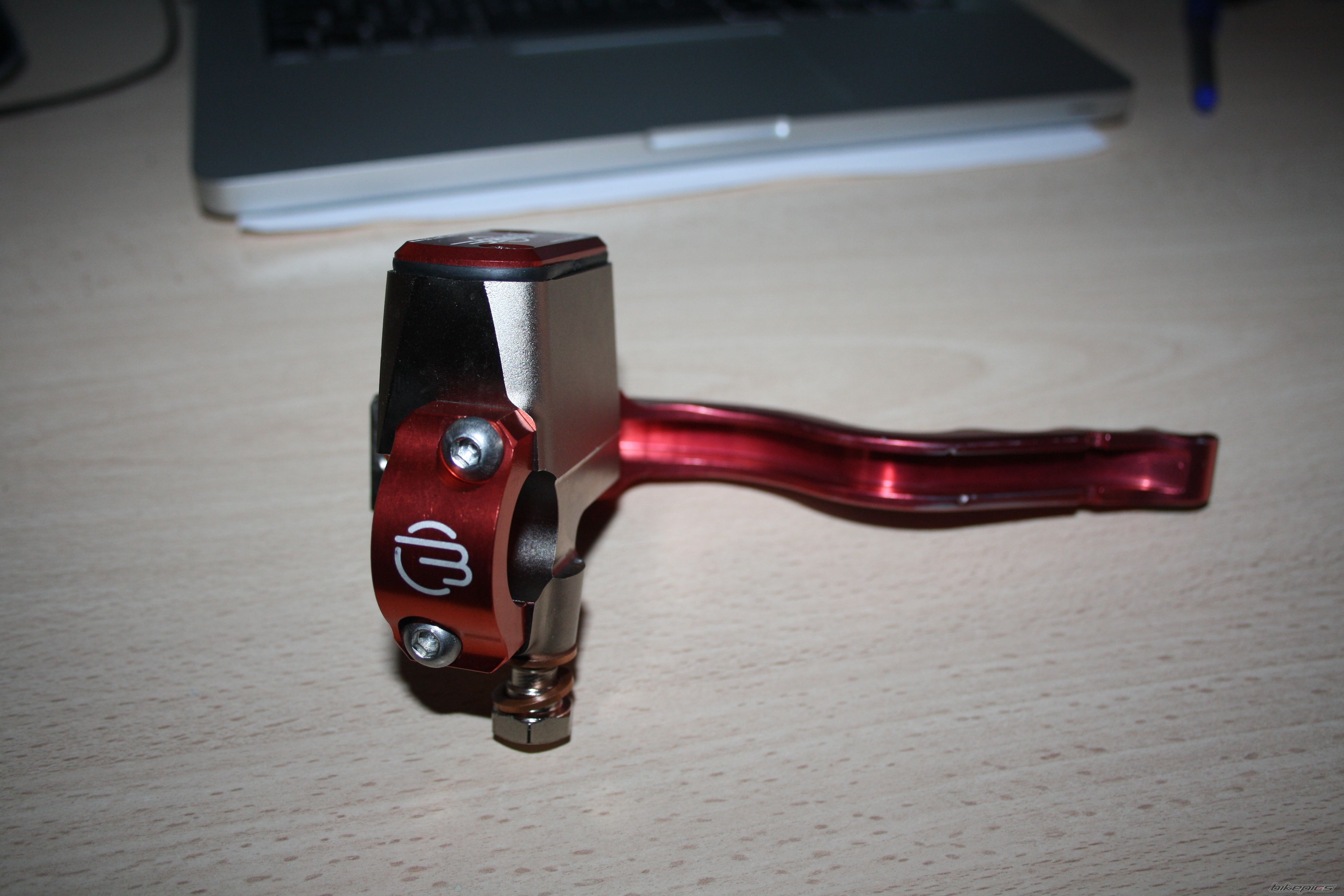 Photo 2462441