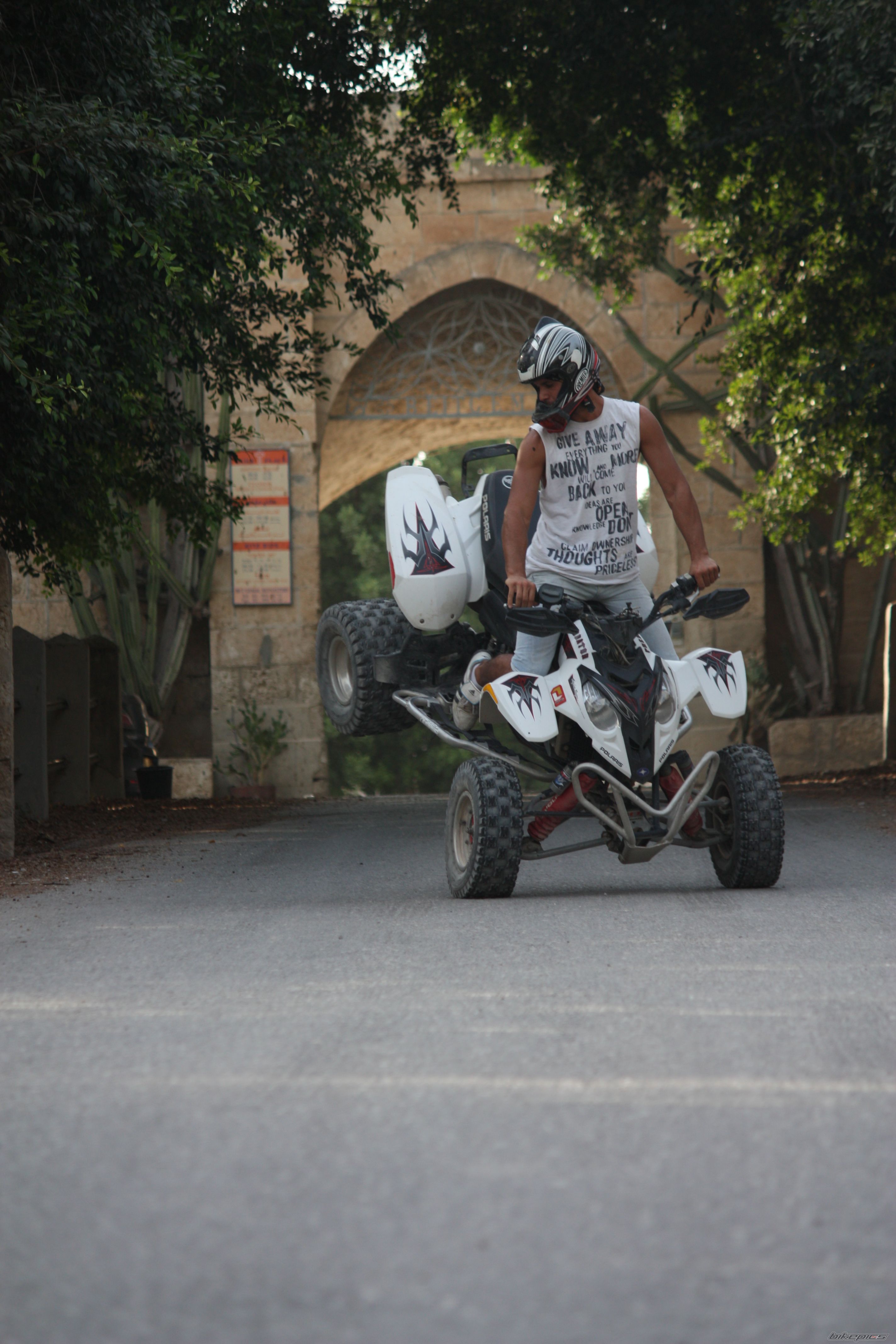 Photo 2462724