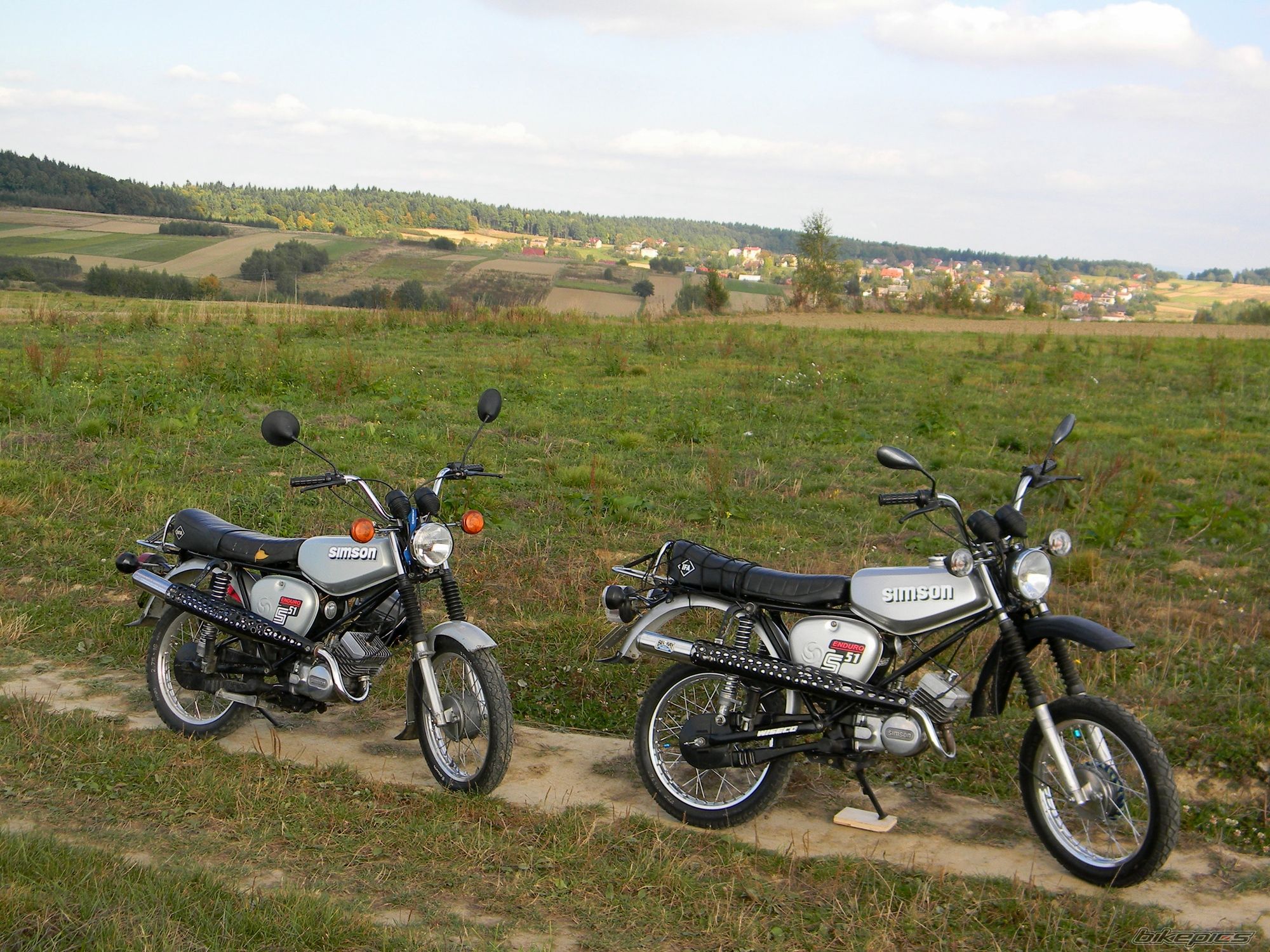 Photo 2463359