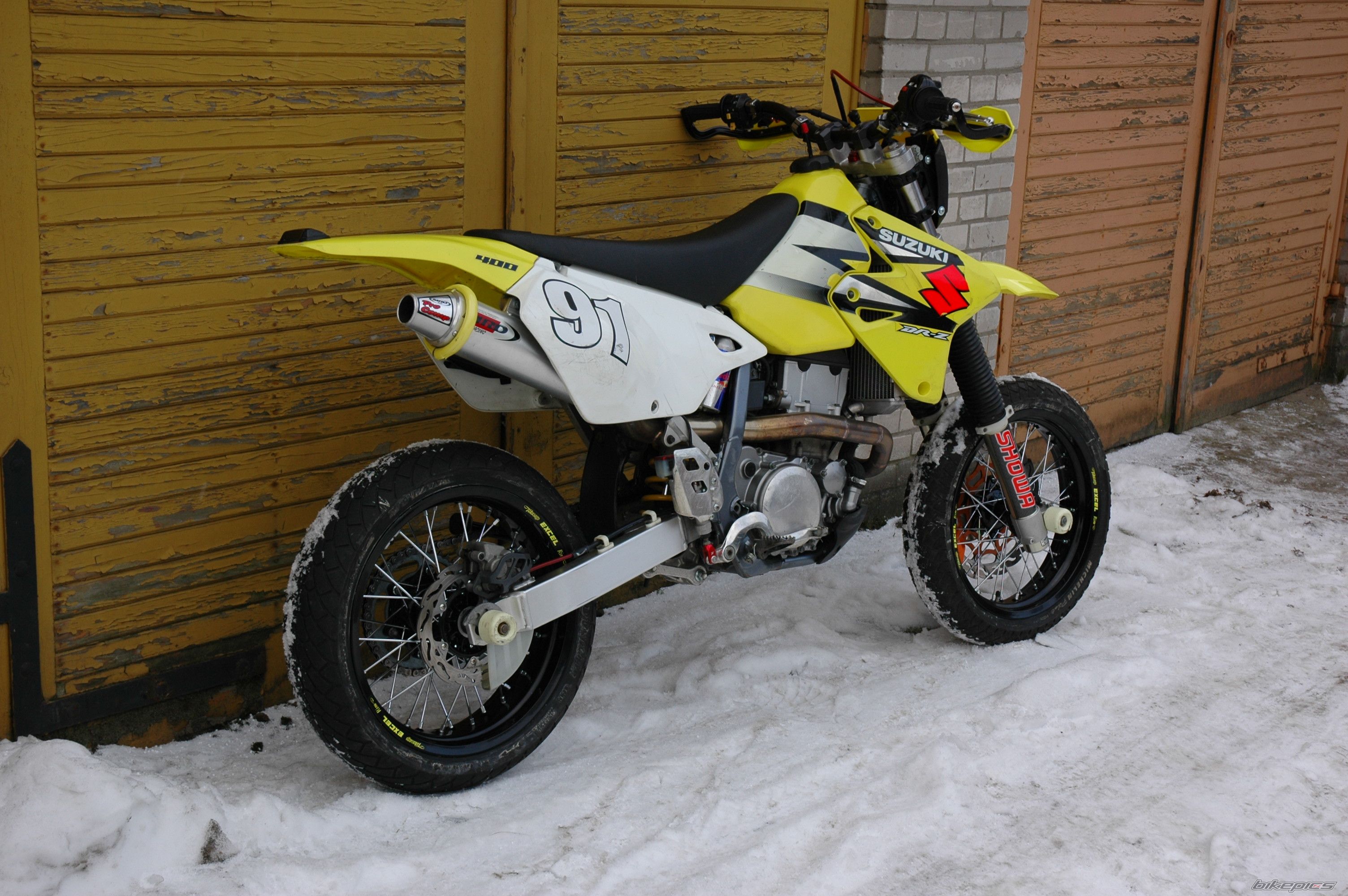 Photo 2463382