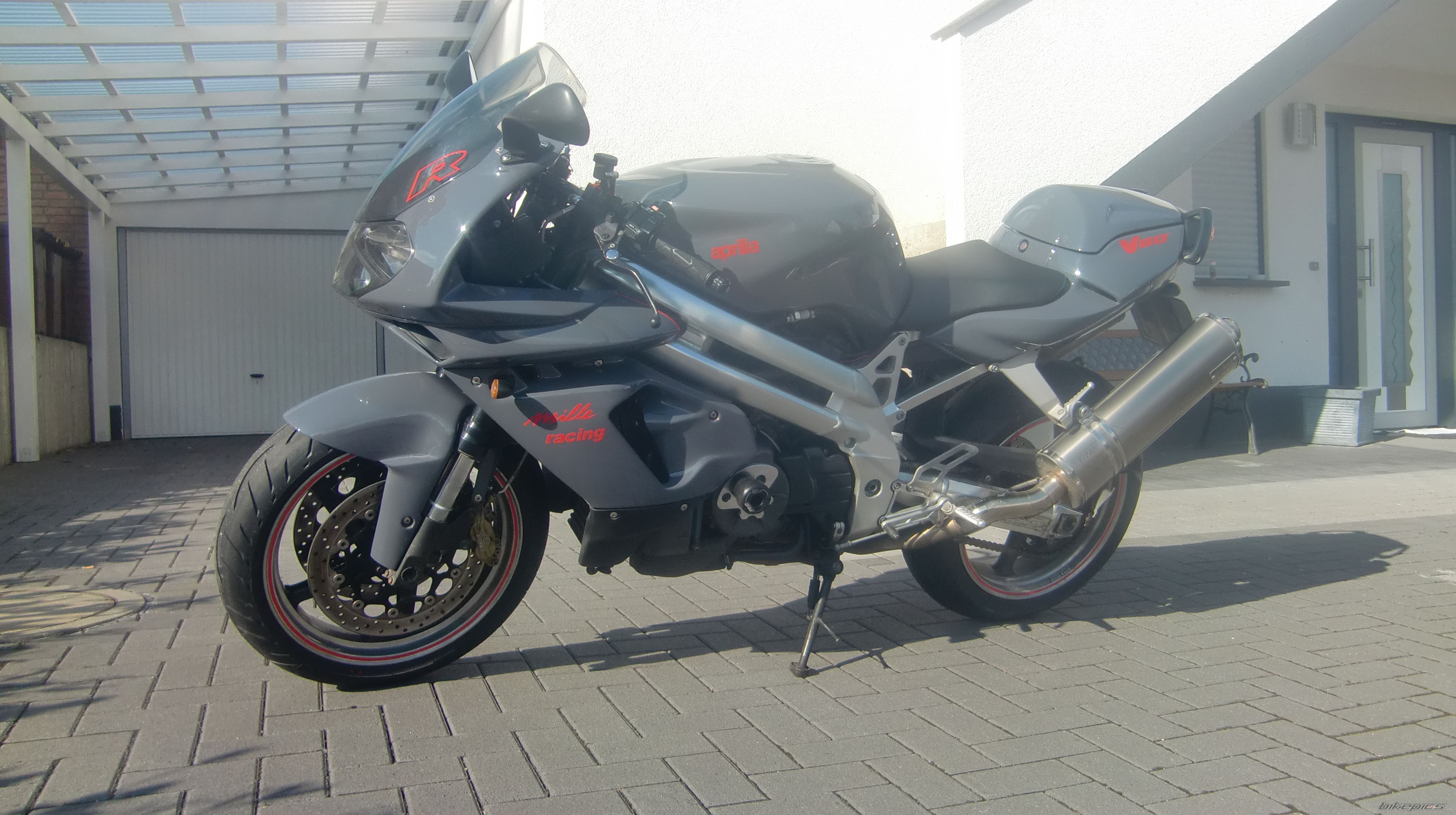 Photo 2463688