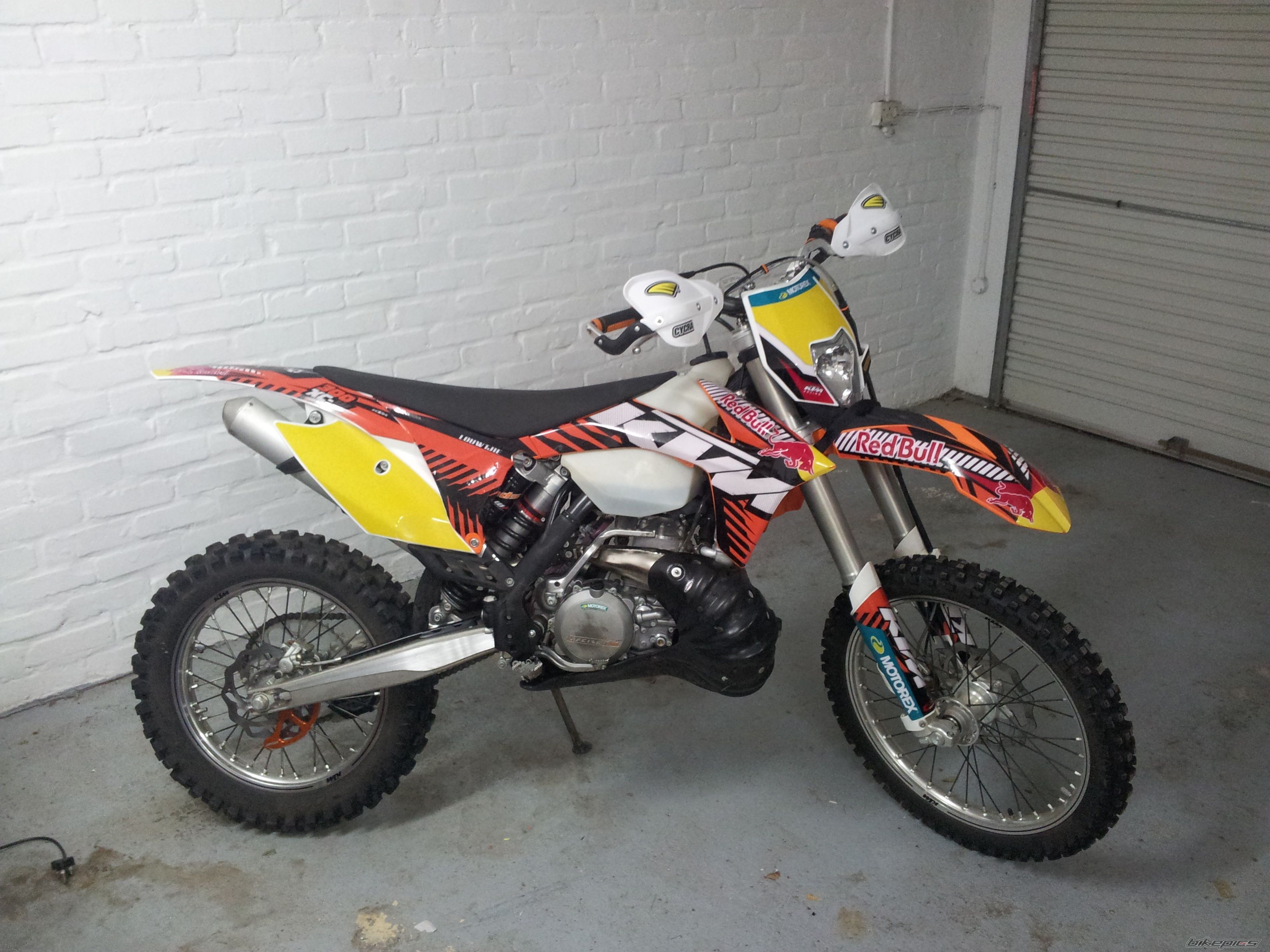 Photo 2463979
