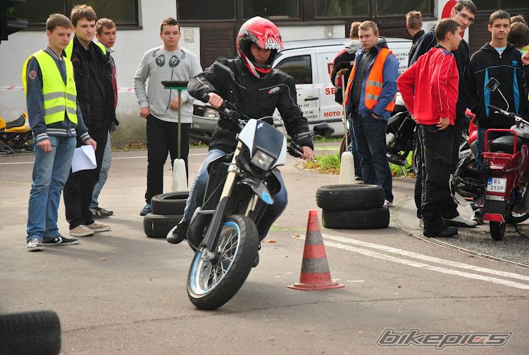 Photo 2464546
