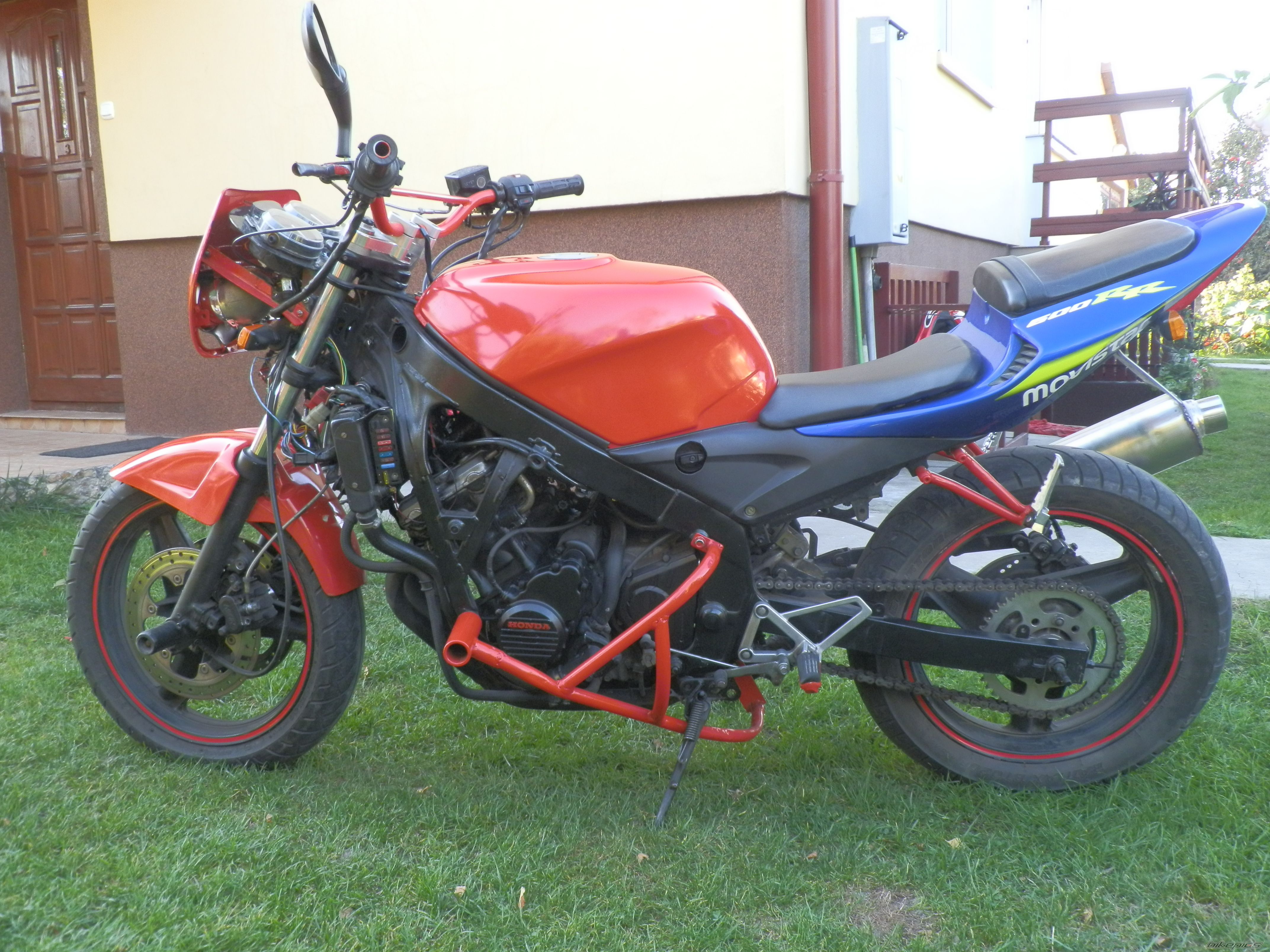 Photo 2465374