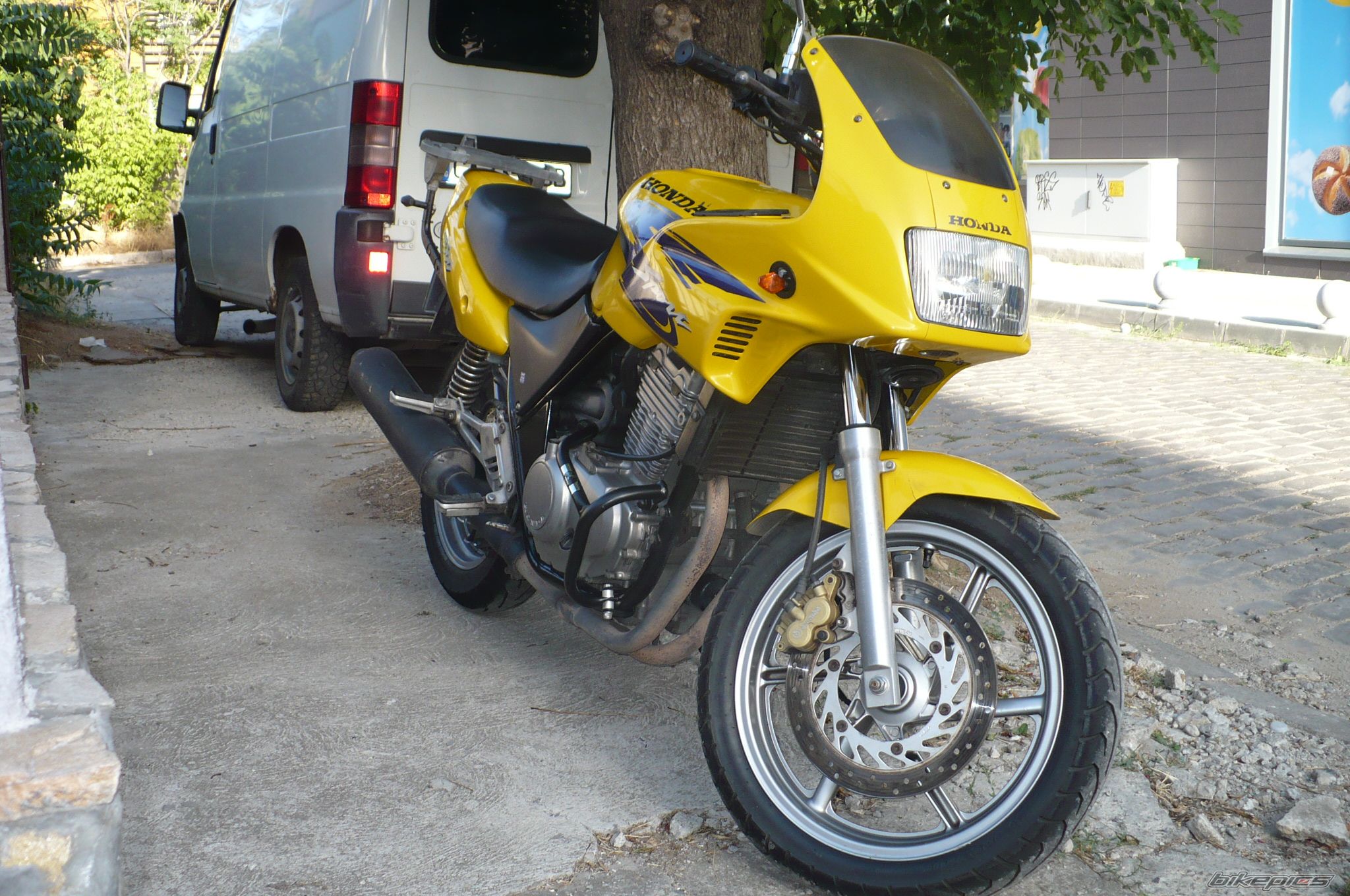 Photo 2465556