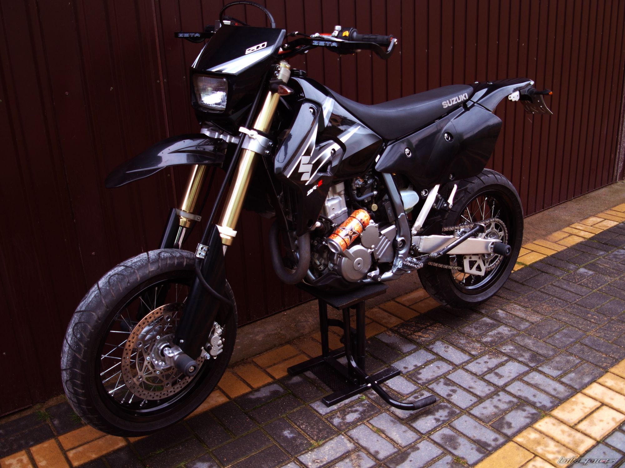 Photo 2465895
