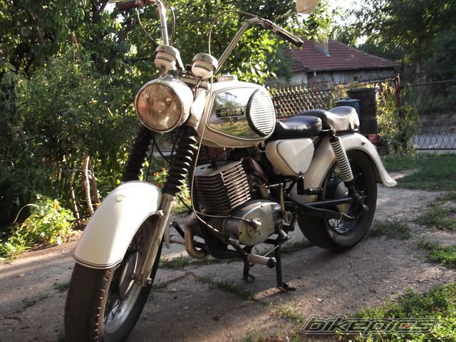 Photo 2466016
