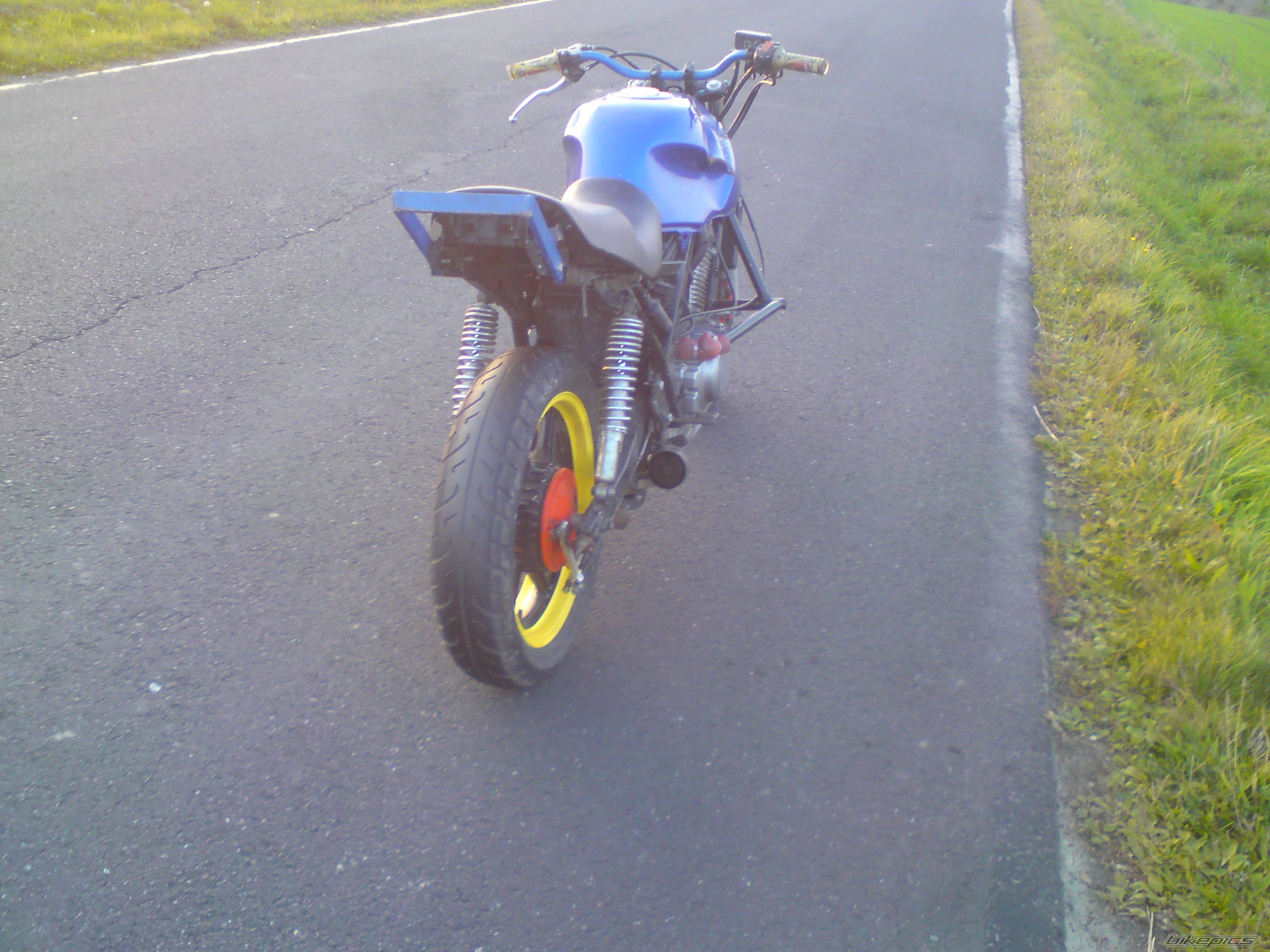 Photo 2466843