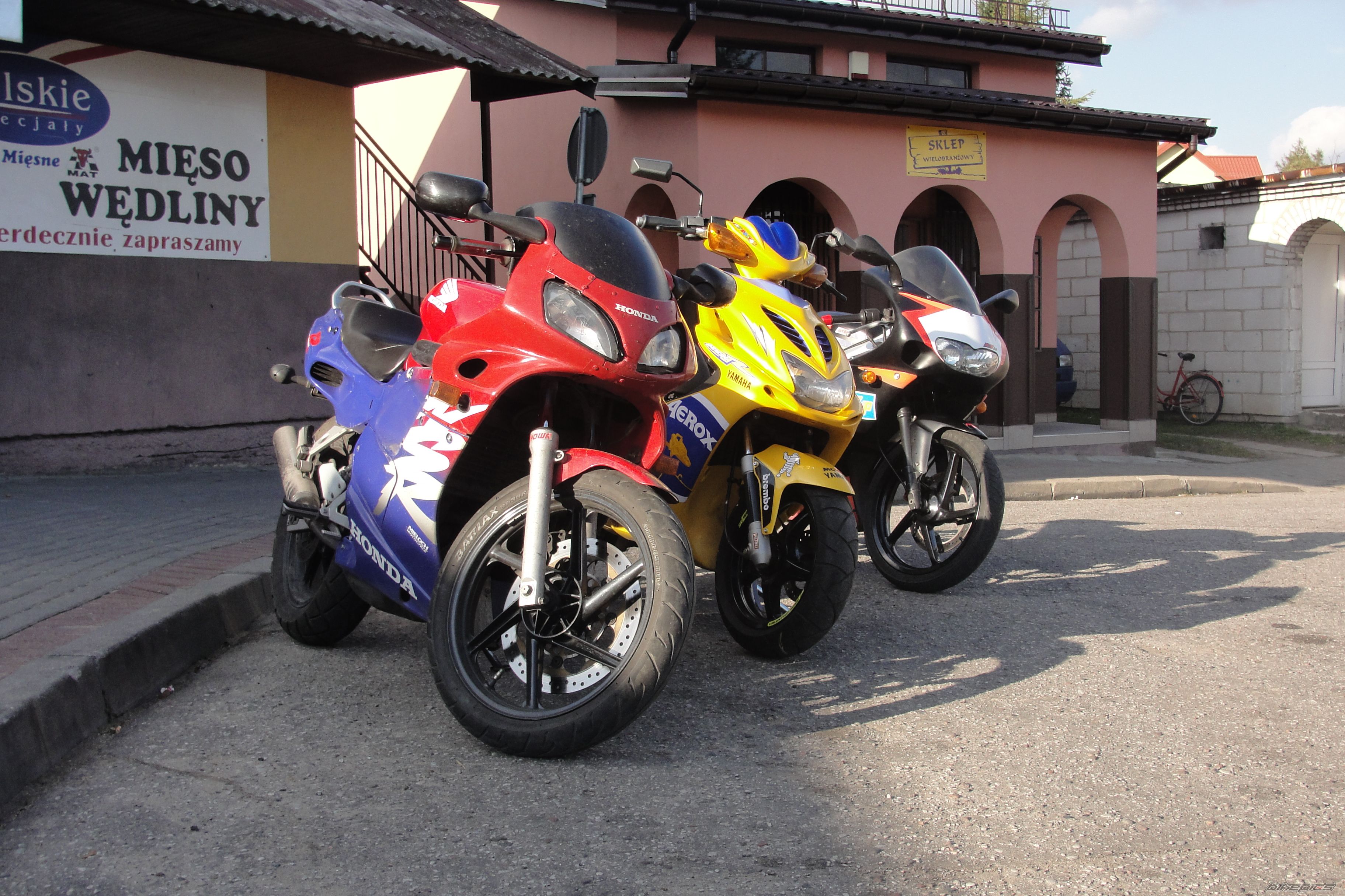 Photo 2466849