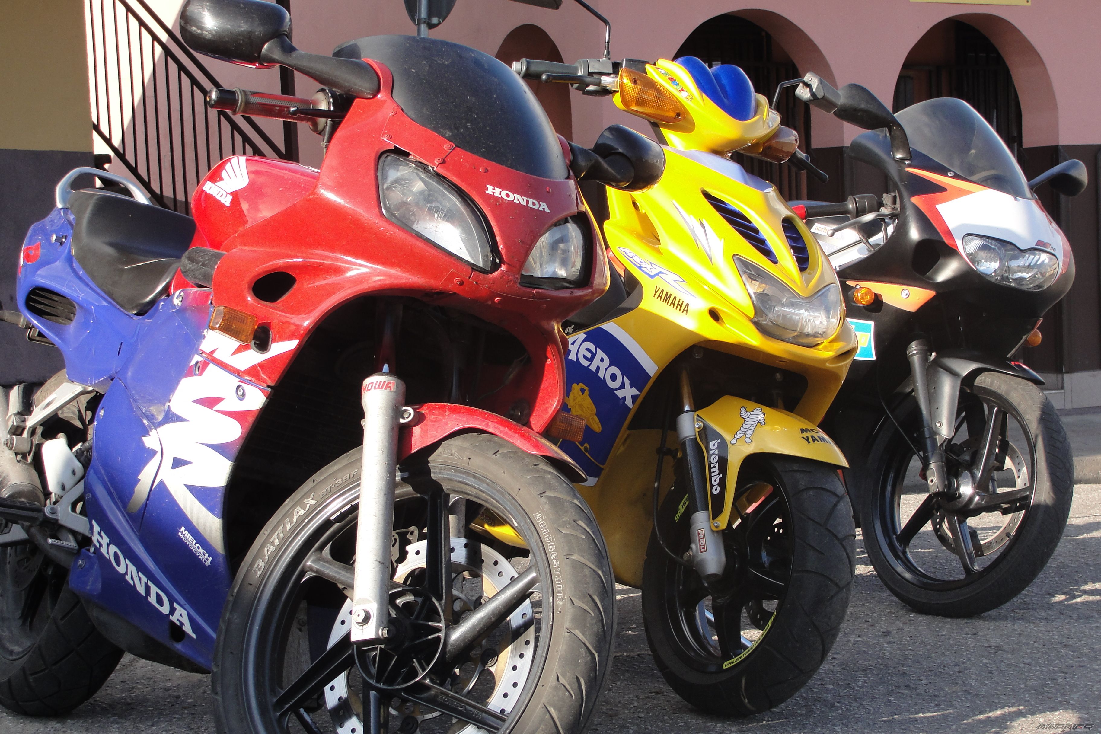 Photo 2466856