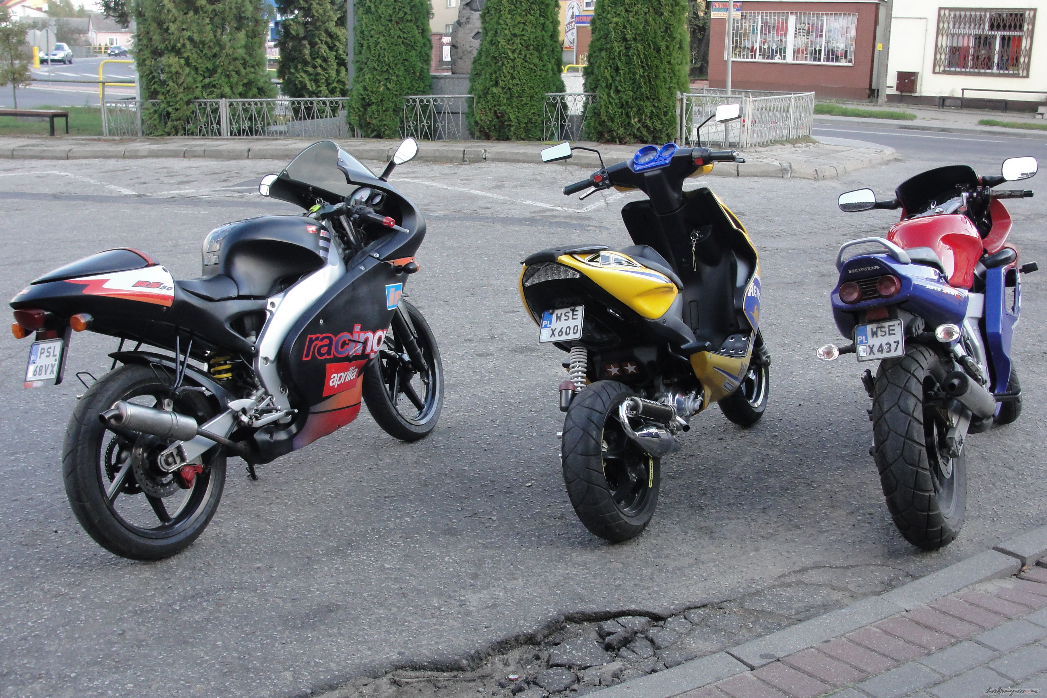 Photo 2466973
