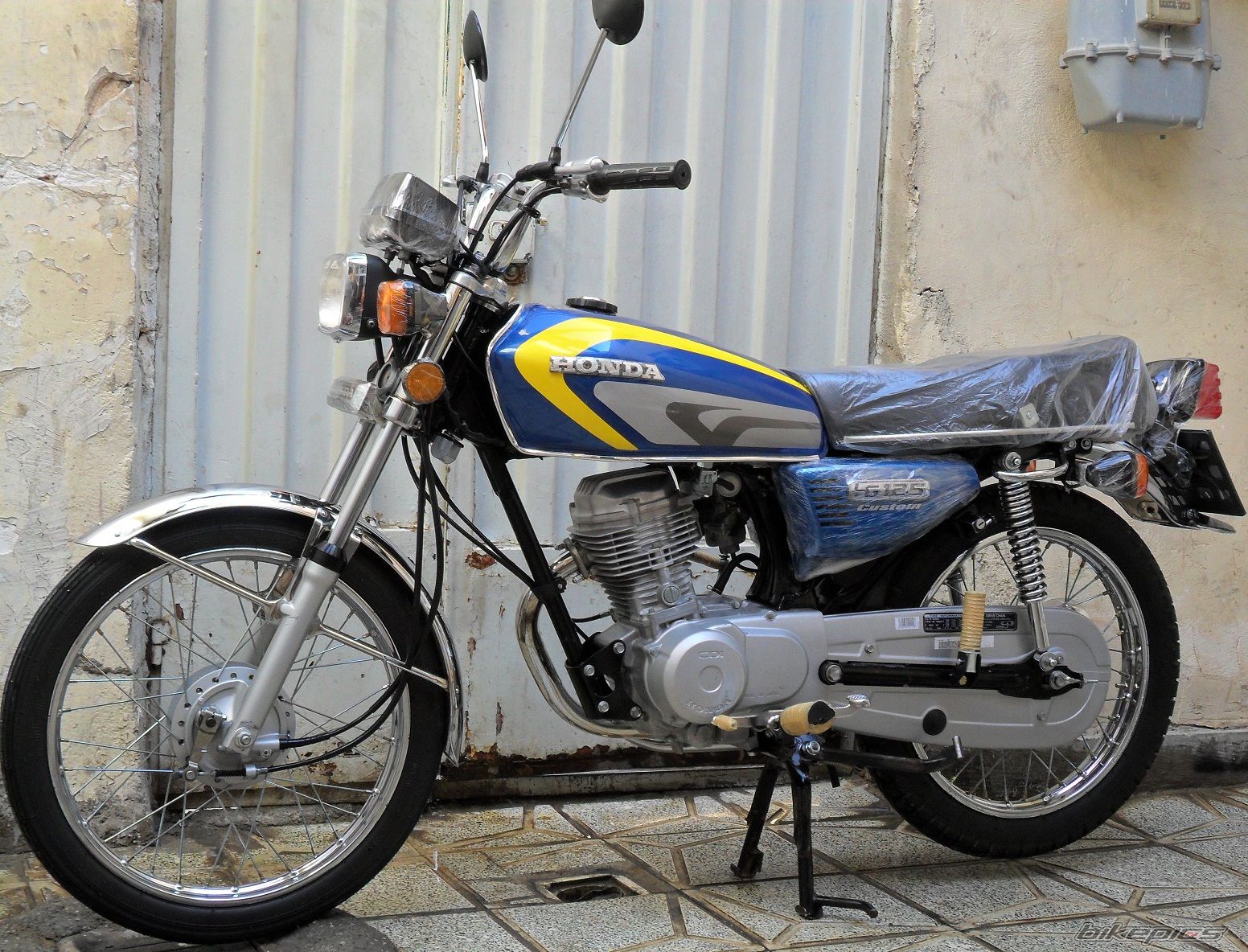 Photo 2466994