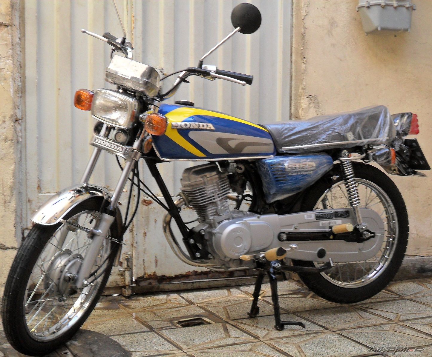 Photo 2466999