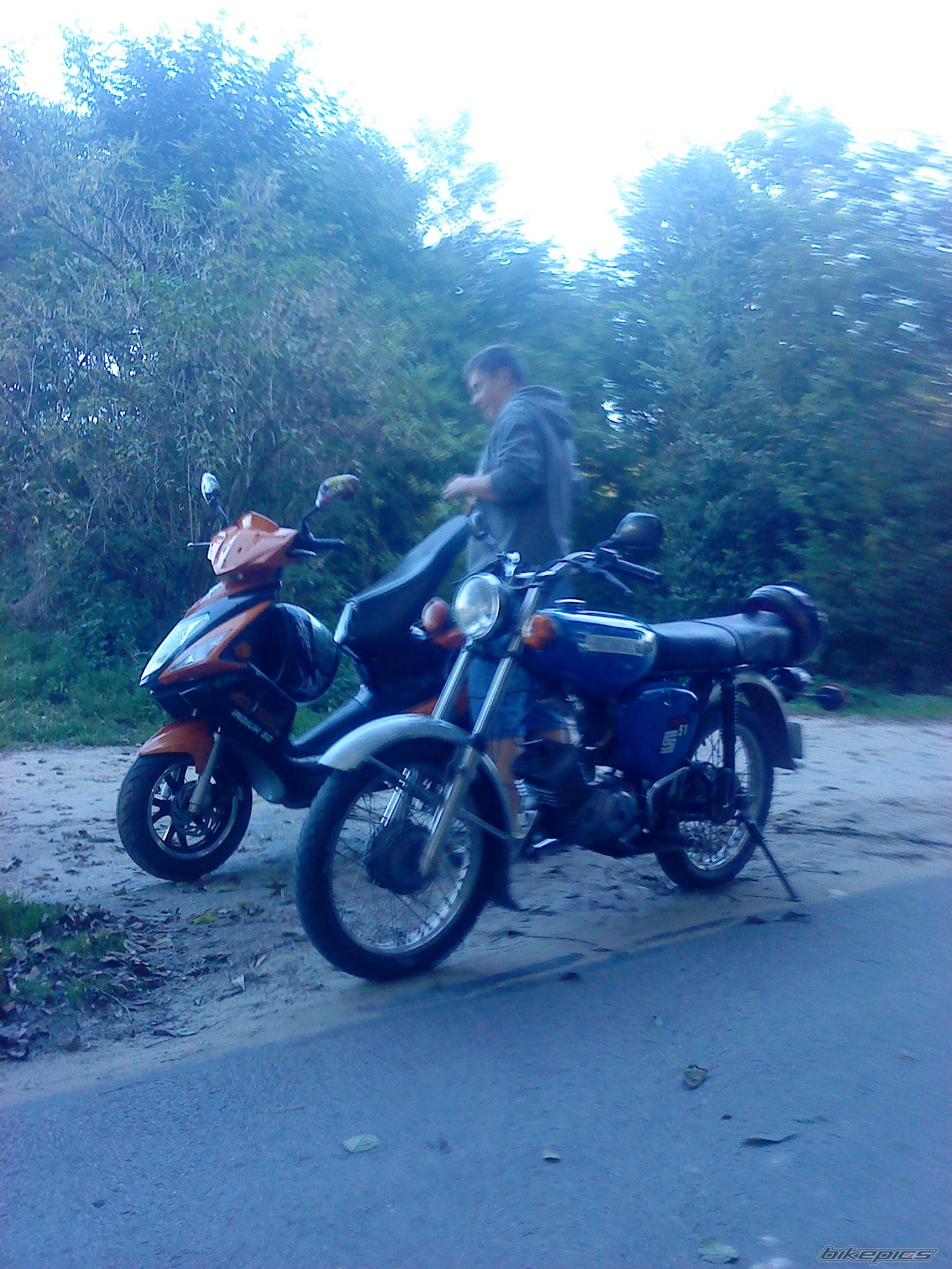 Photo 2467056