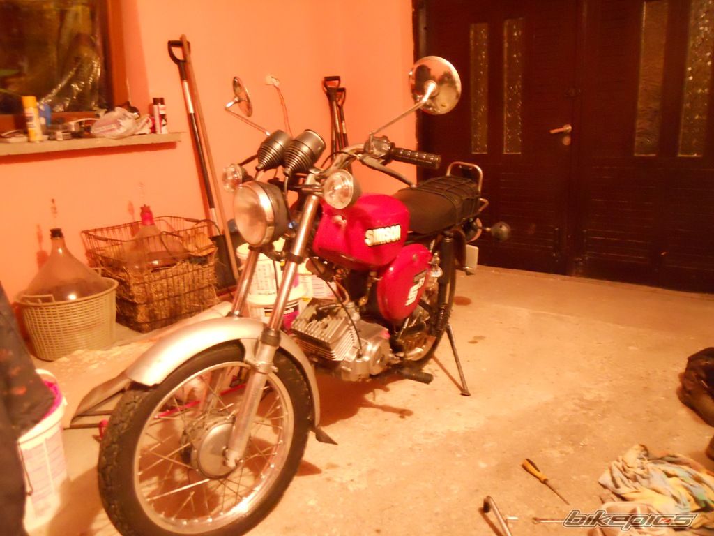 Photo 2467104