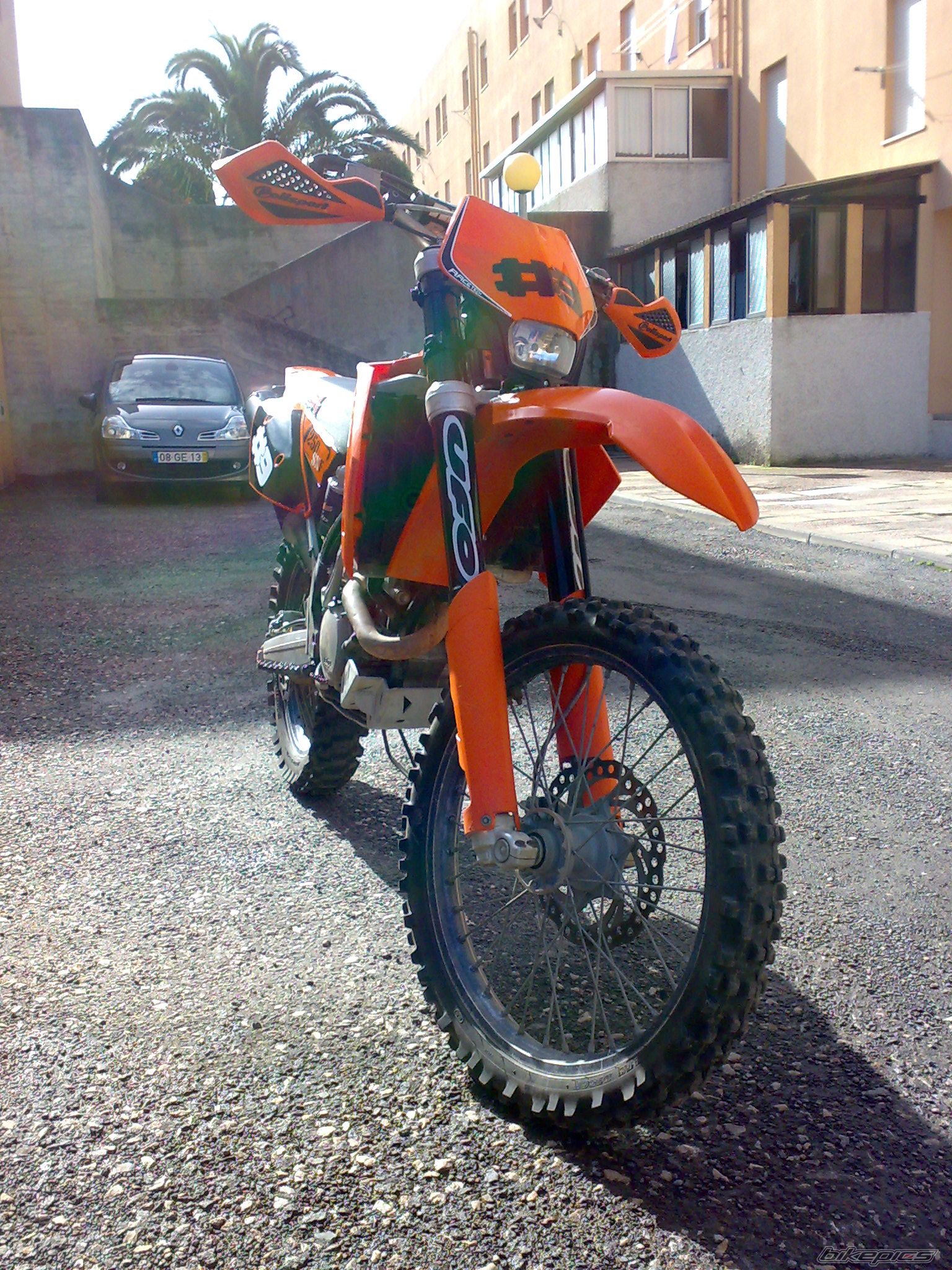 Photo 2467438