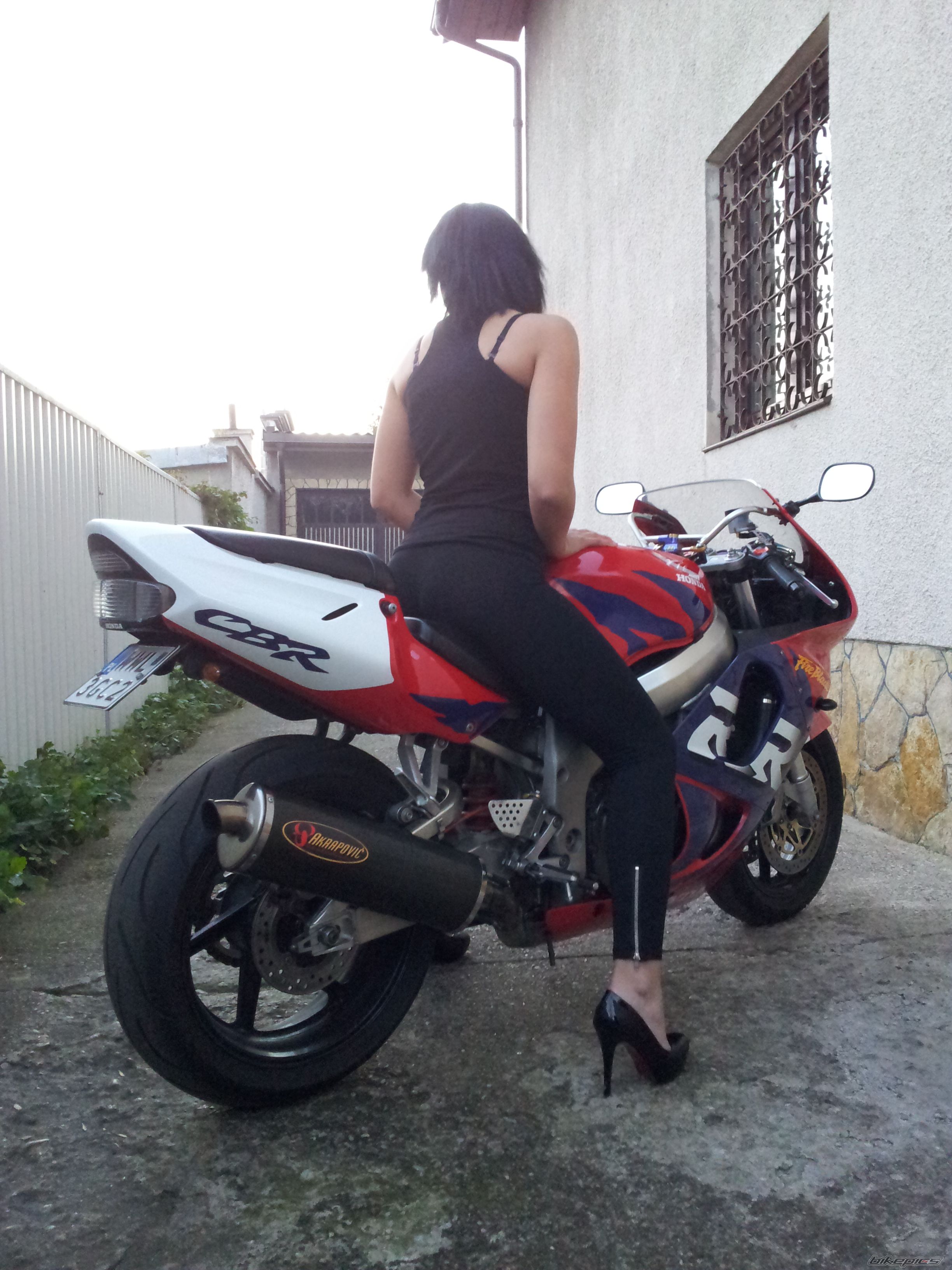 Photo 2467596