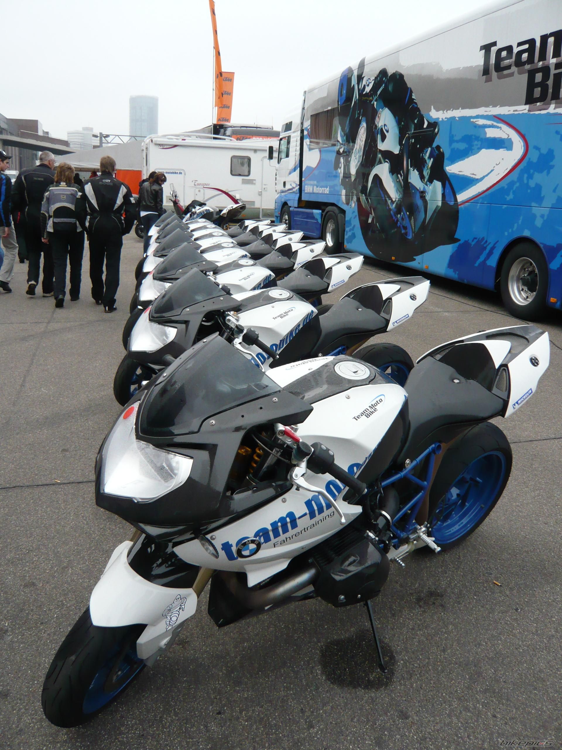 Photo 2467689