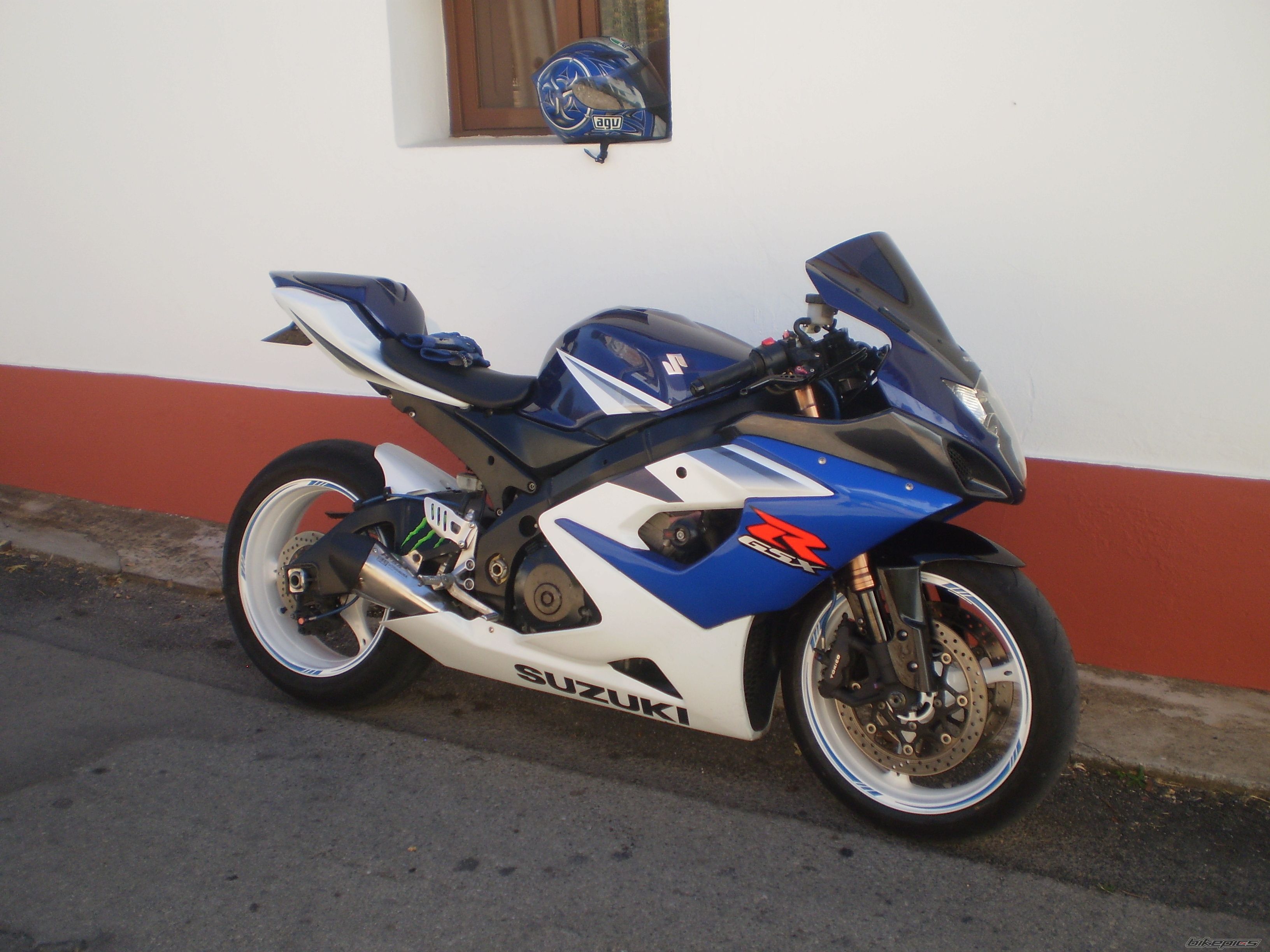 Photo 2467804