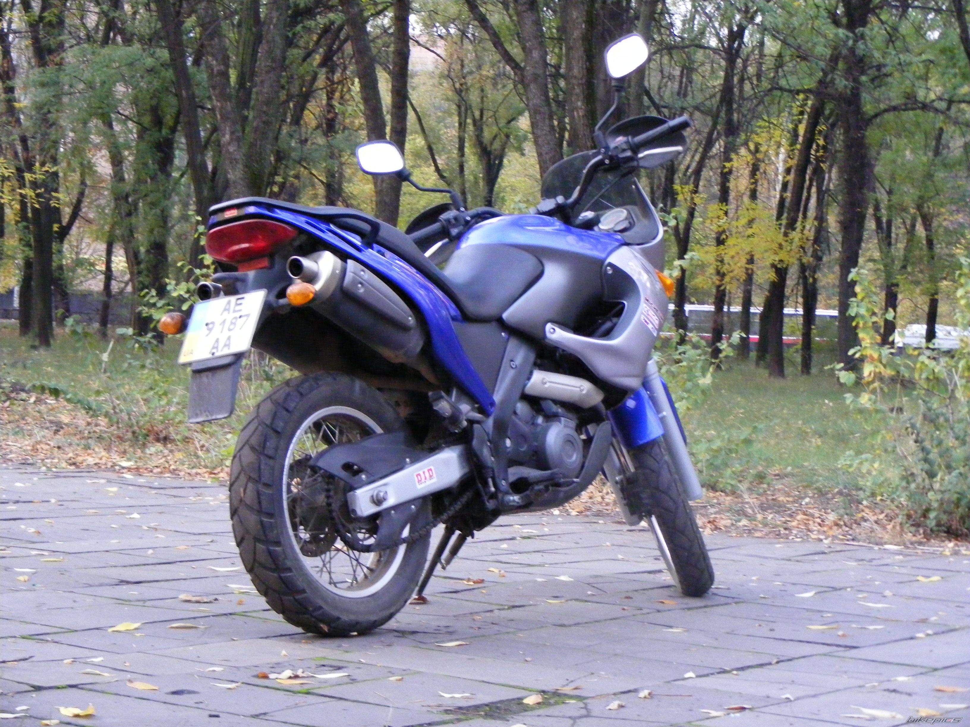Photo 2467872