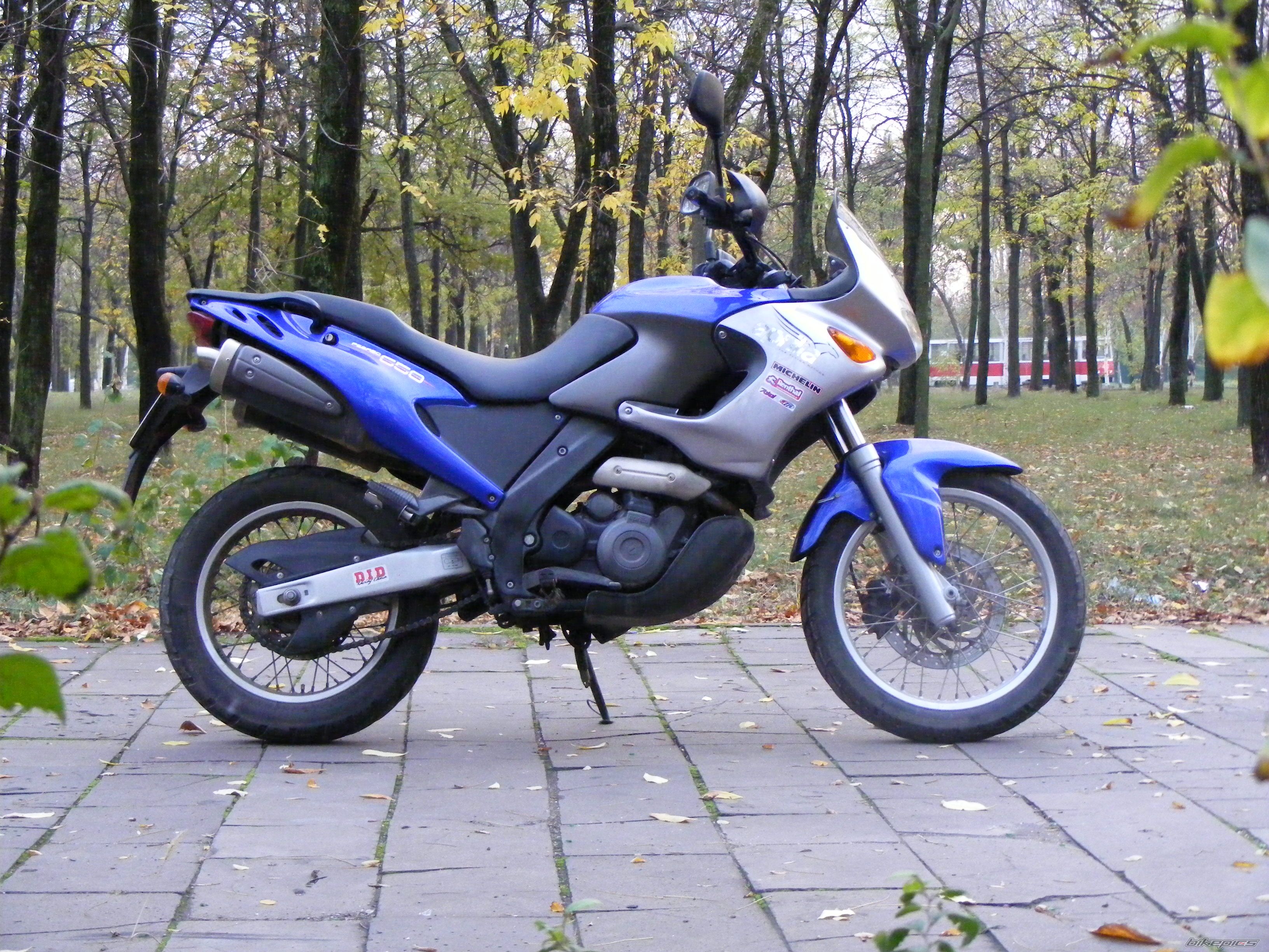 Photo 2467878