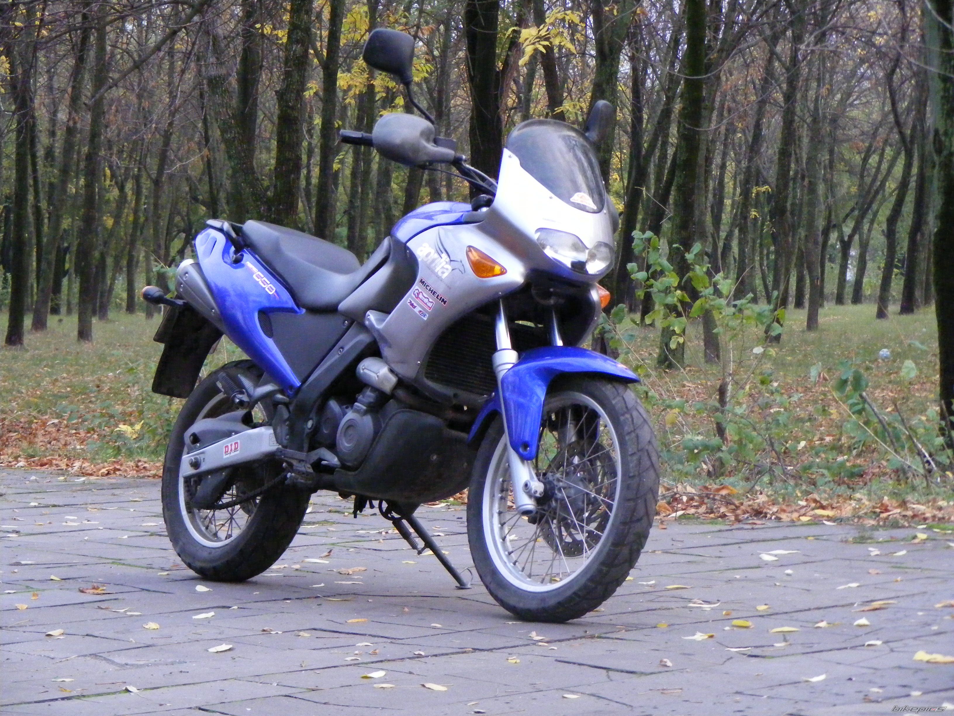 Photo 2467879