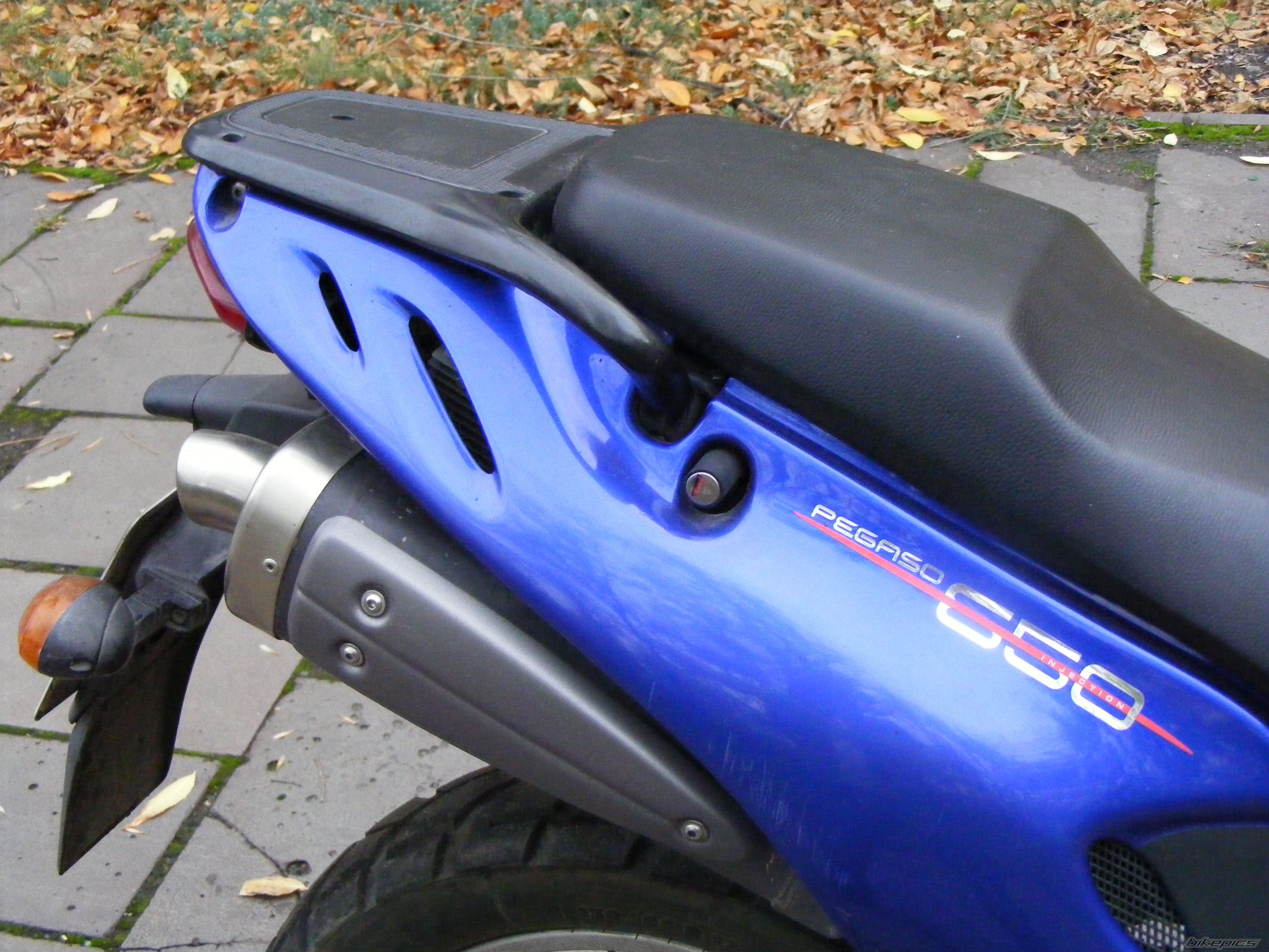 Photo 2467897