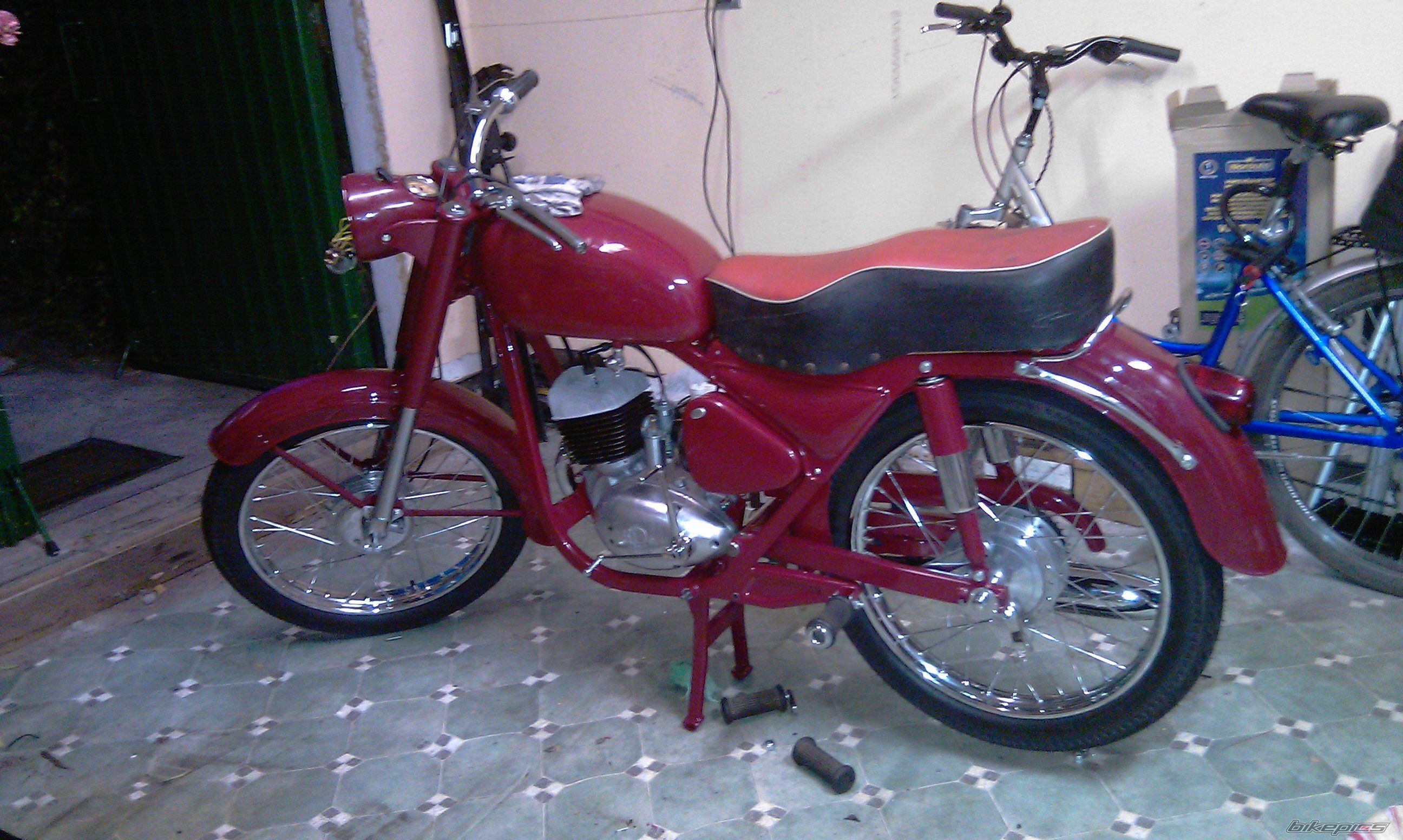 Photo 2467921