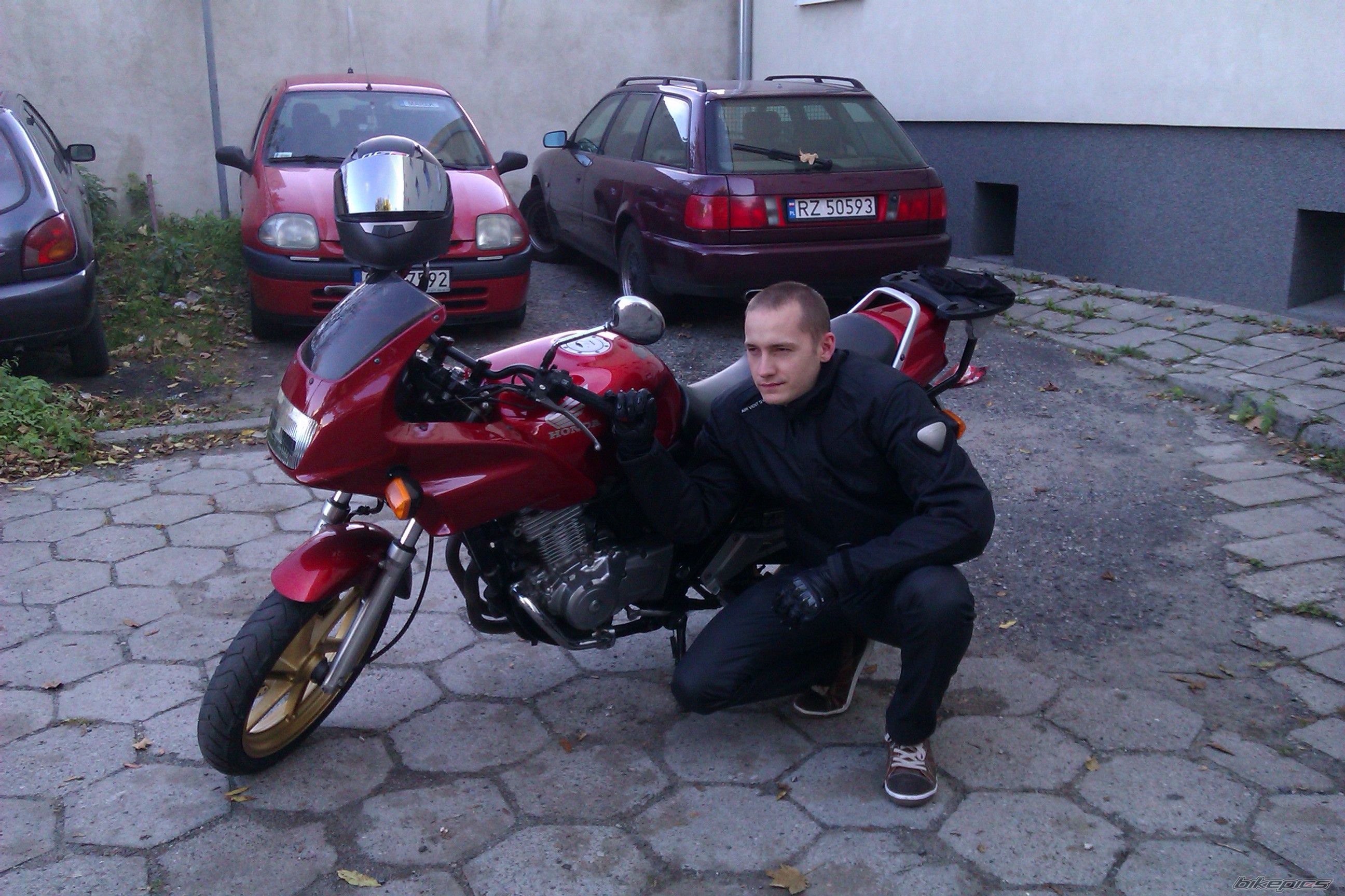 Photo 2467924